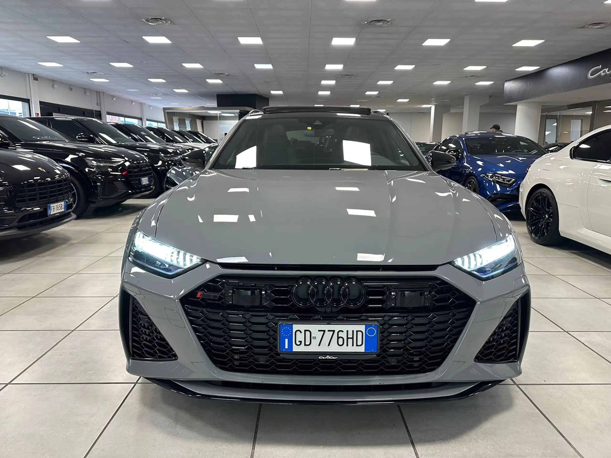 Audi - RS6