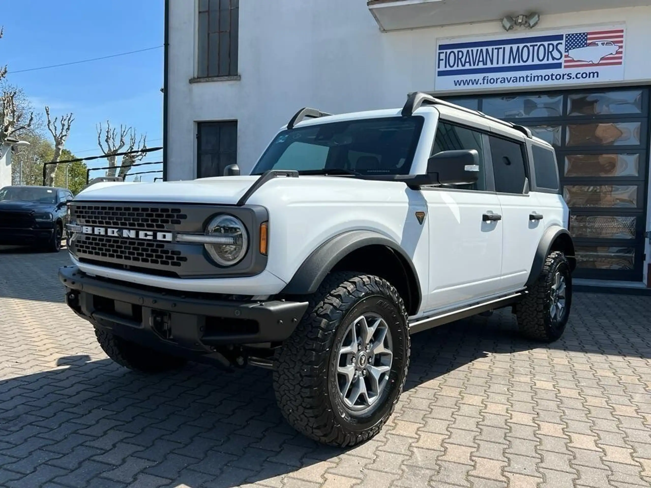 Ford - Bronco