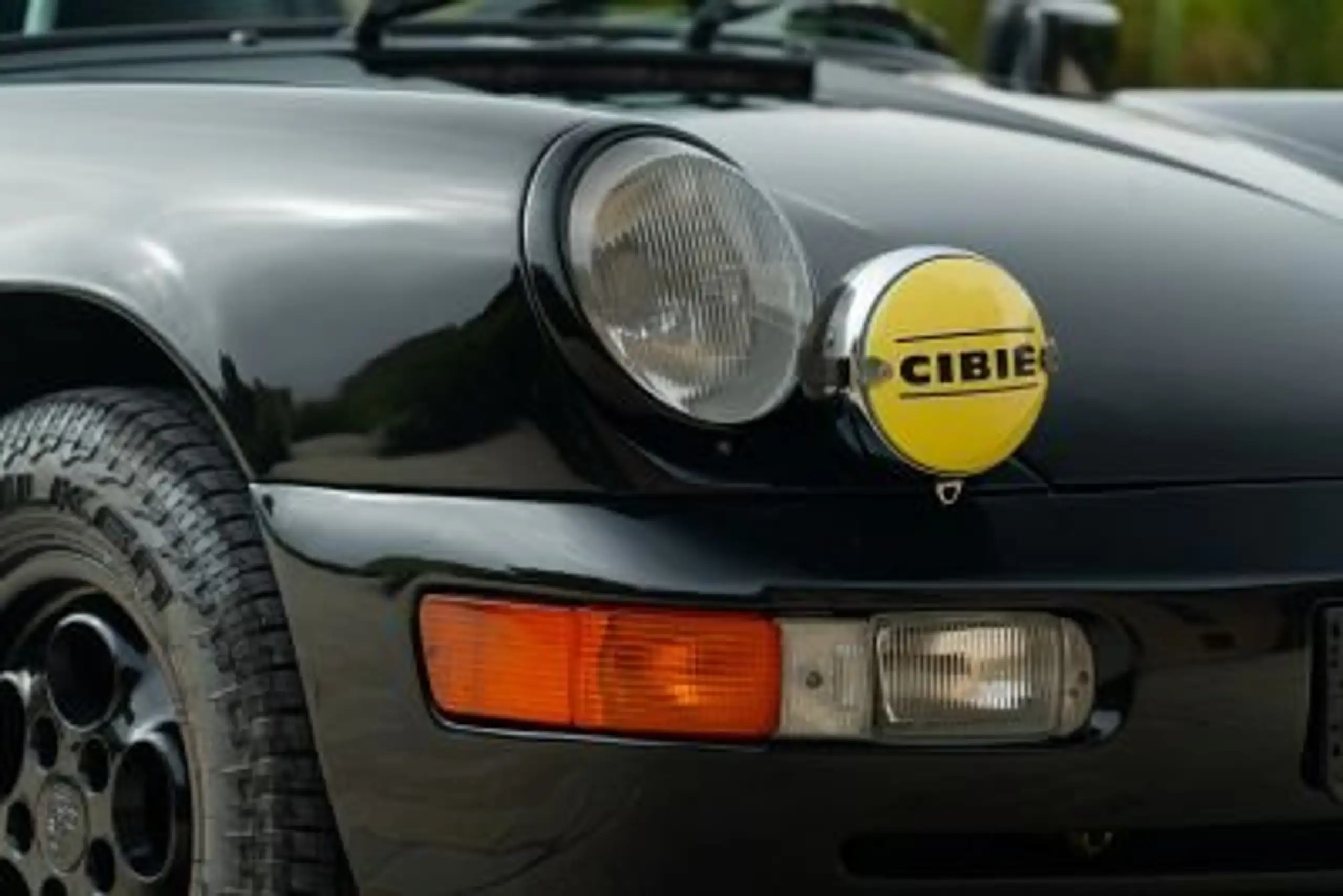 Porsche - 911