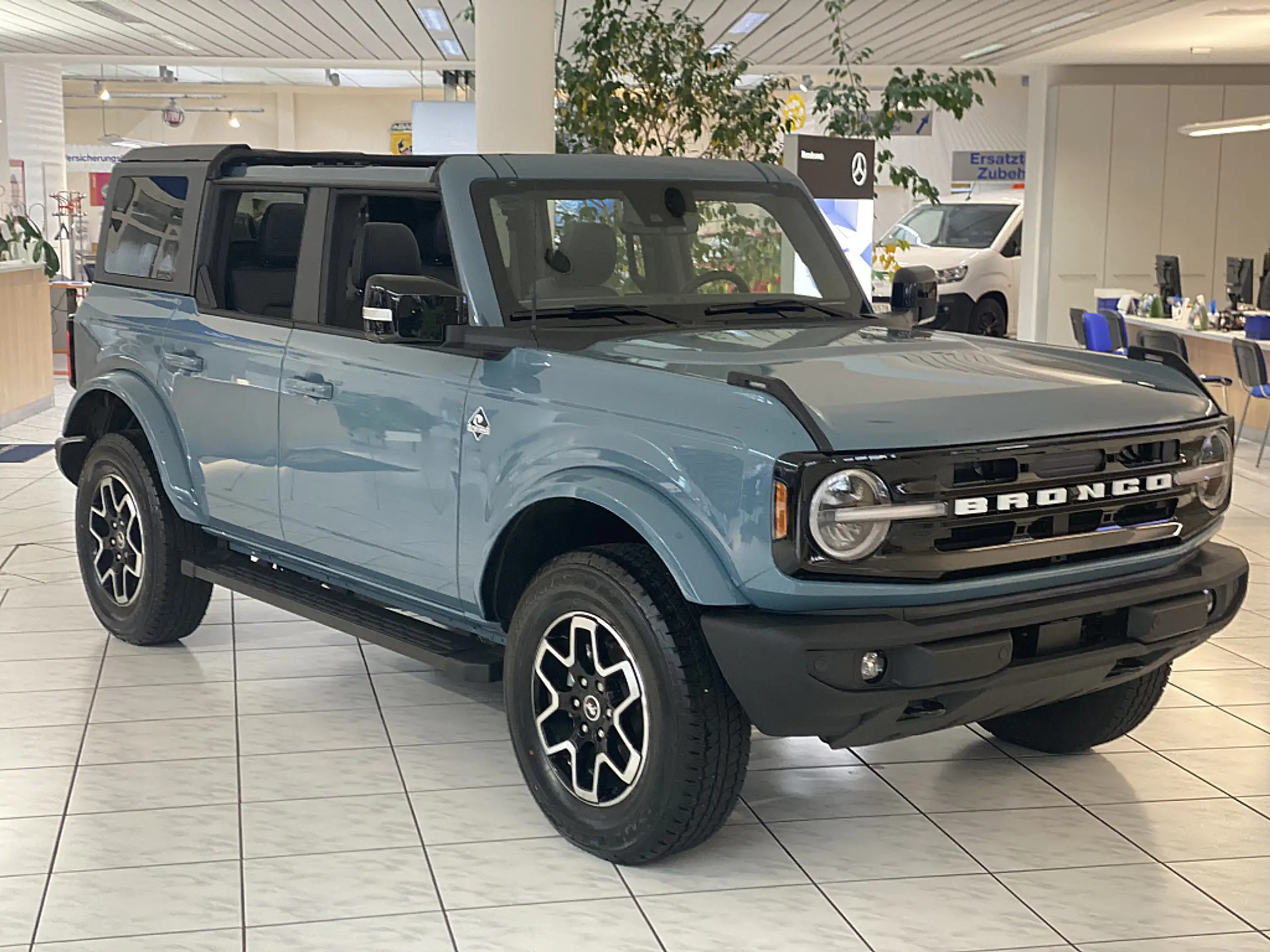 Ford - Bronco