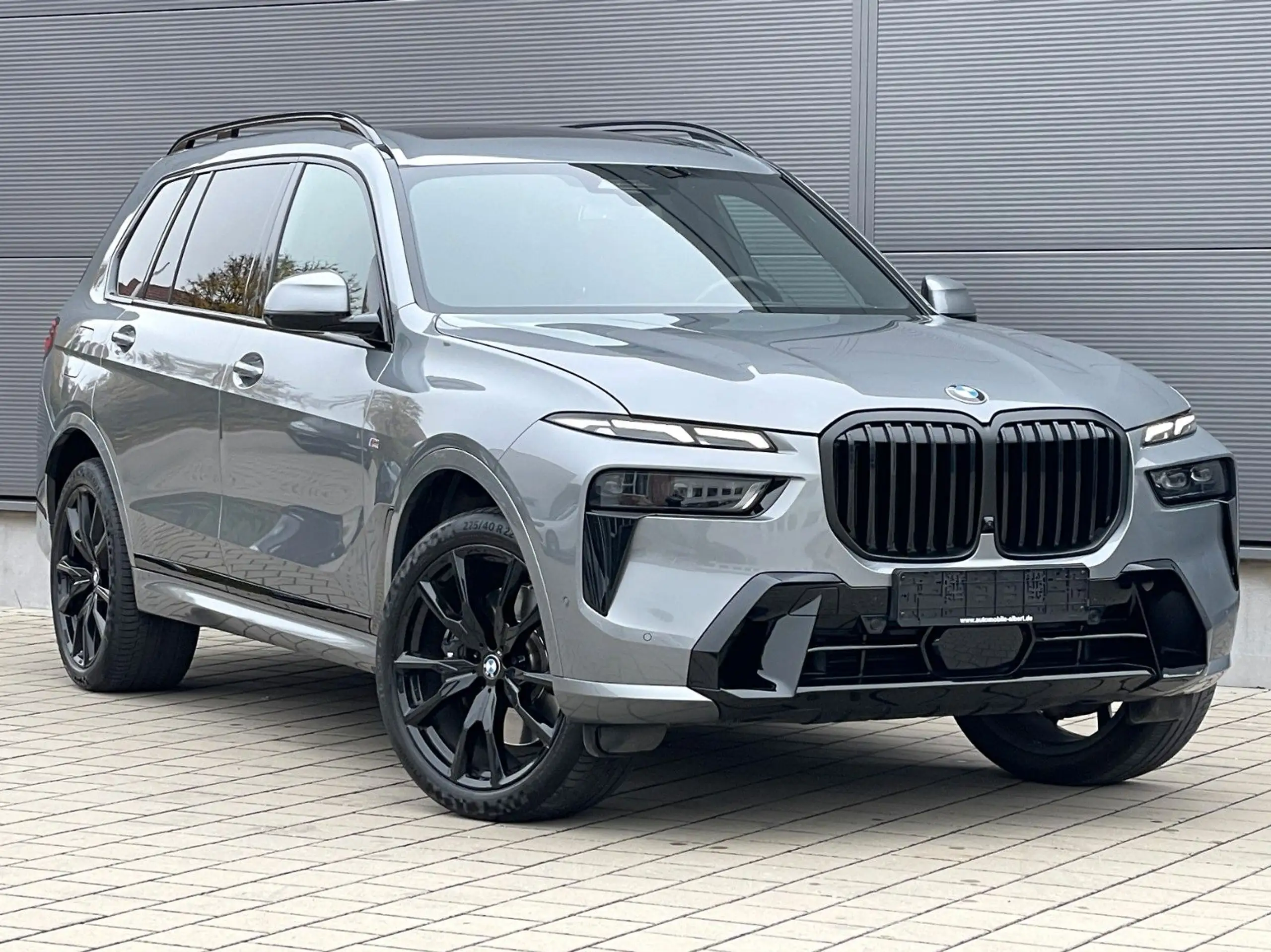 BMW - X7