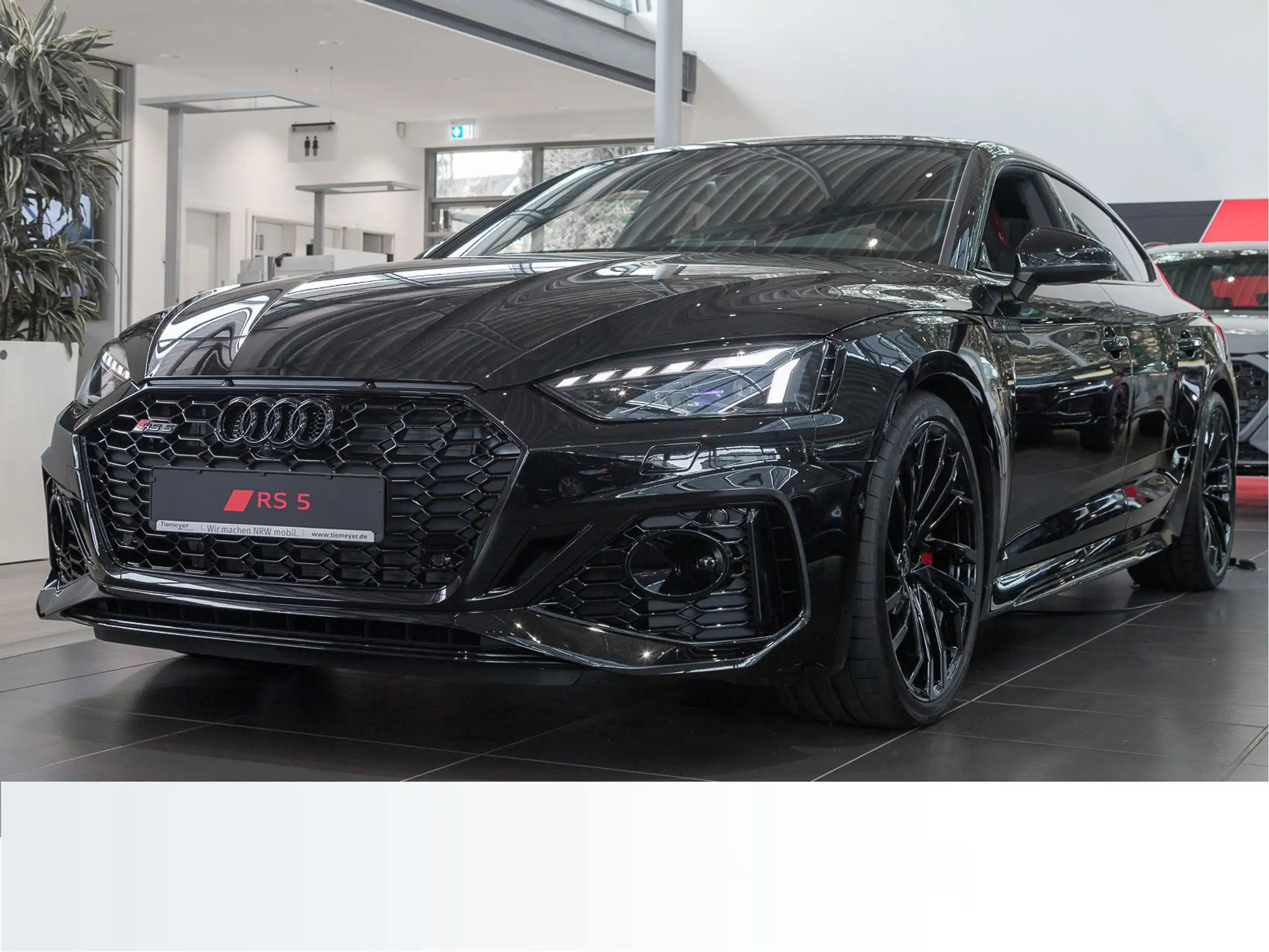 Audi - RS5