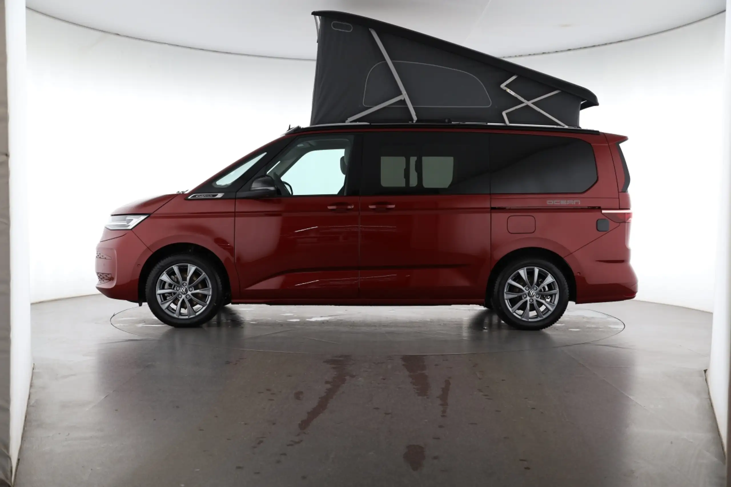 Volkswagen - T7 California