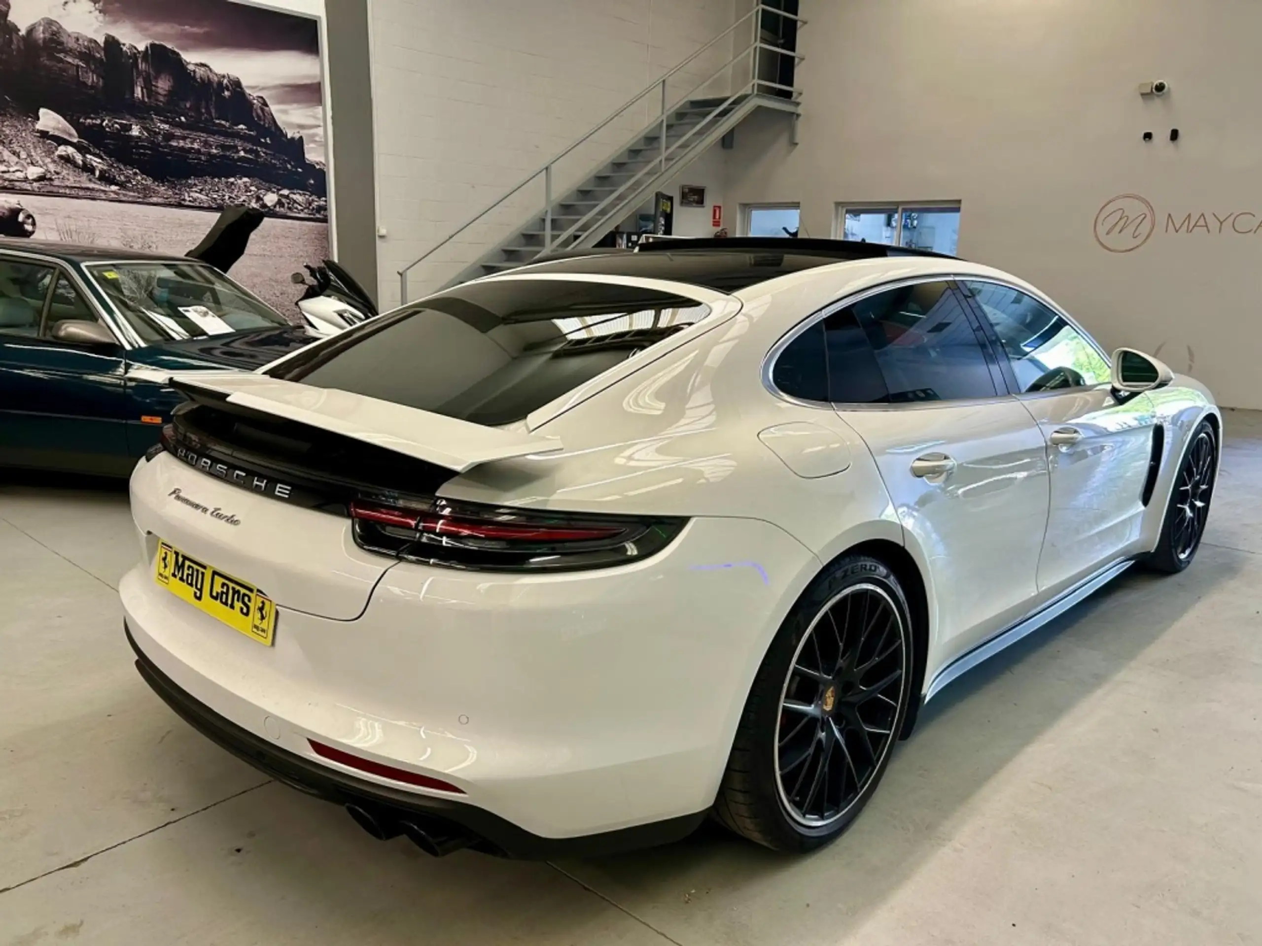 Porsche - Panamera