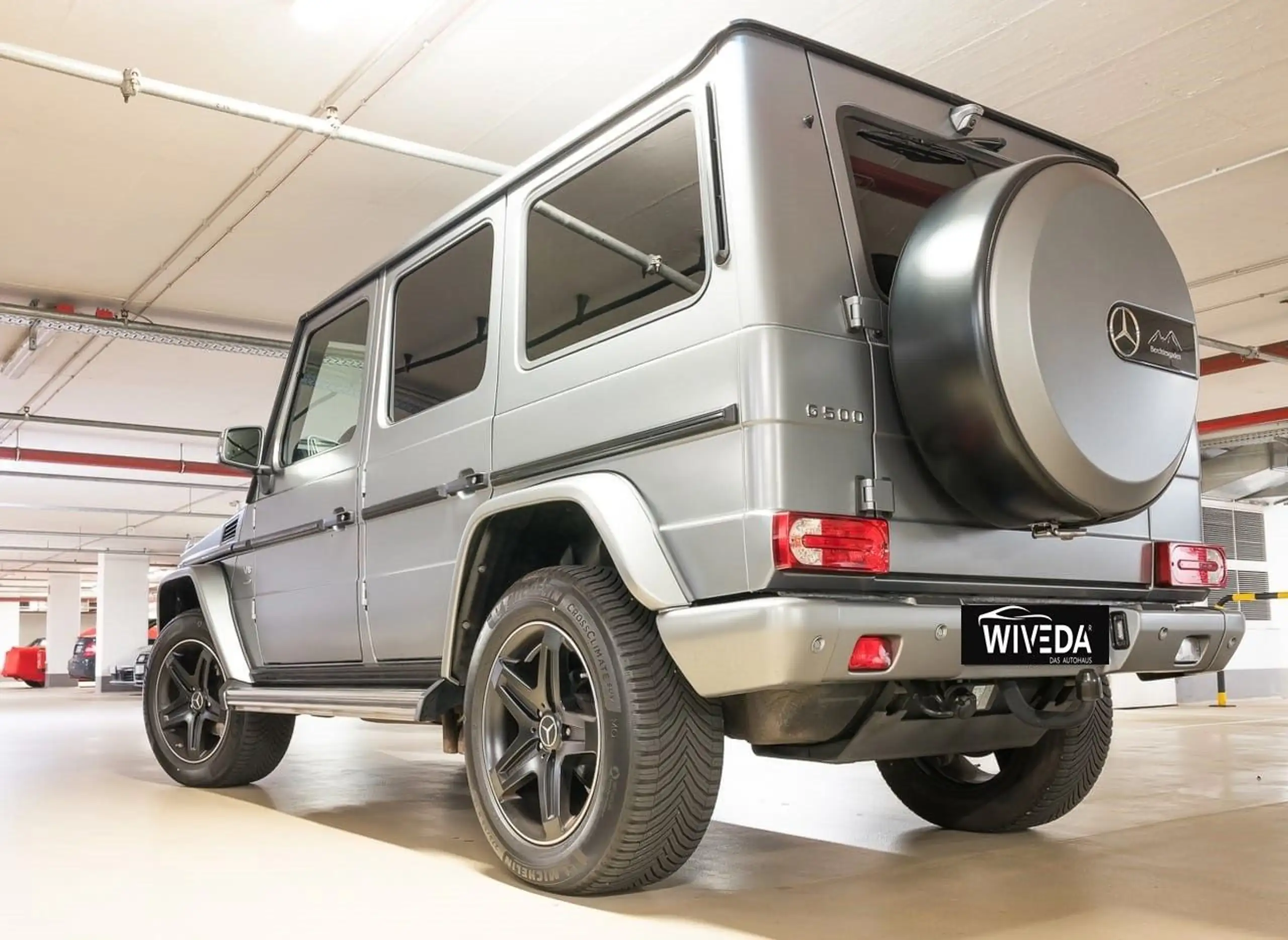 Mercedes-Benz - G 500