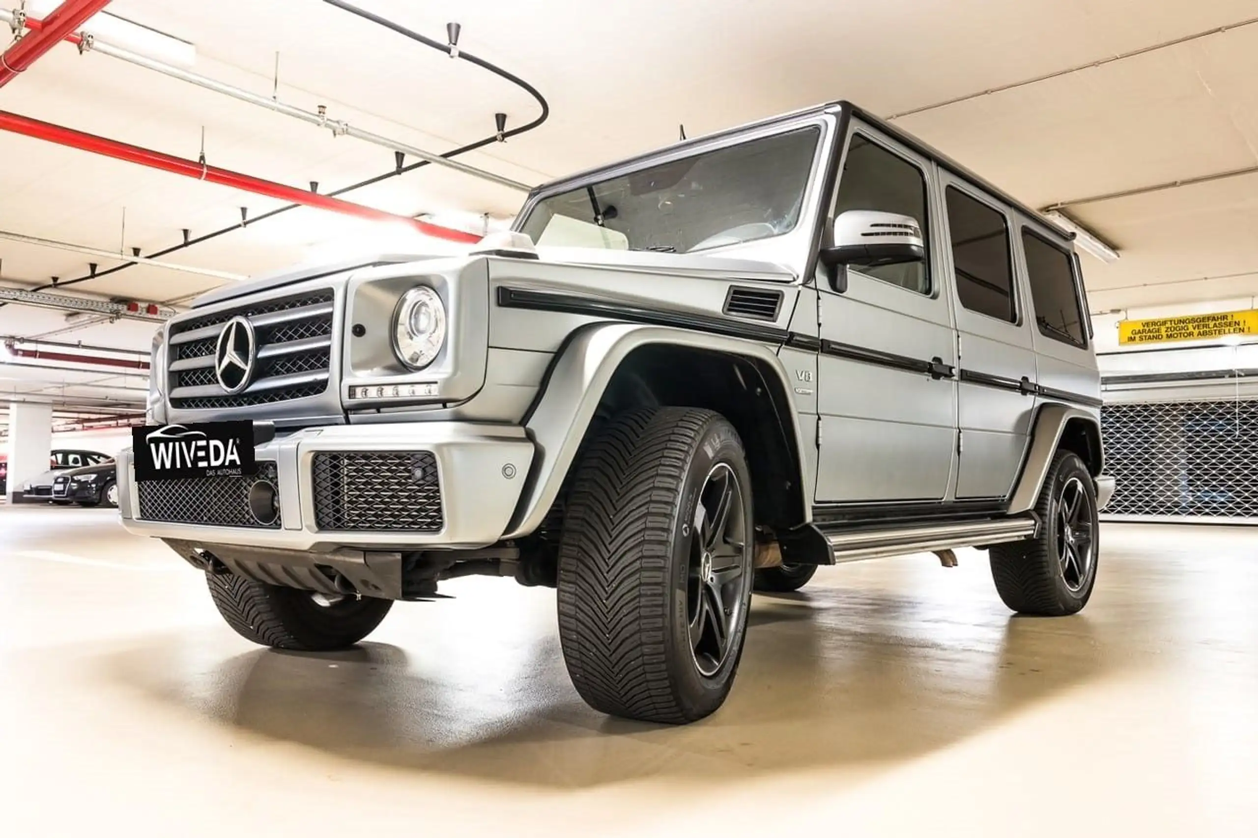 Mercedes-Benz - G 500