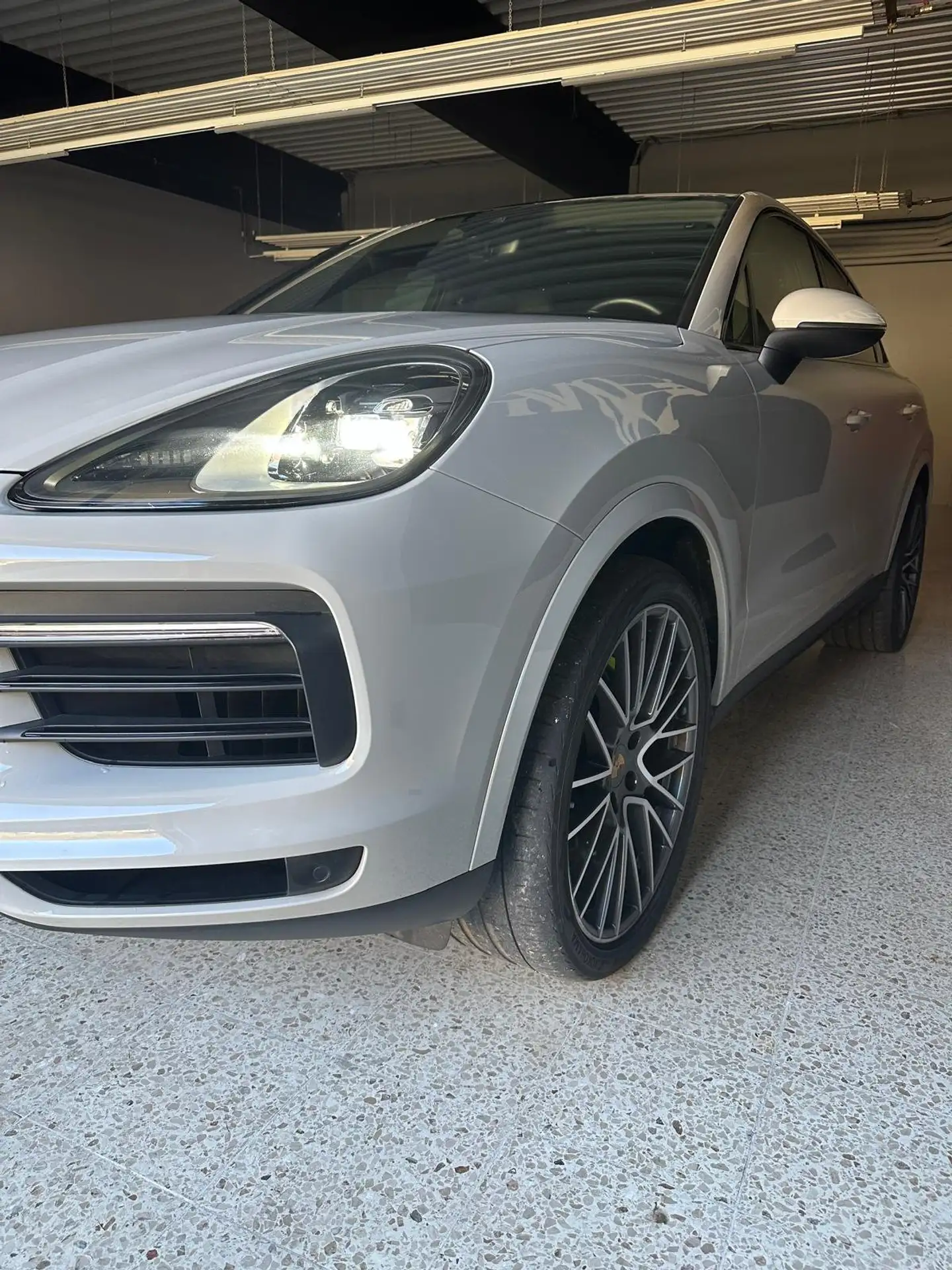 Porsche - Cayenne