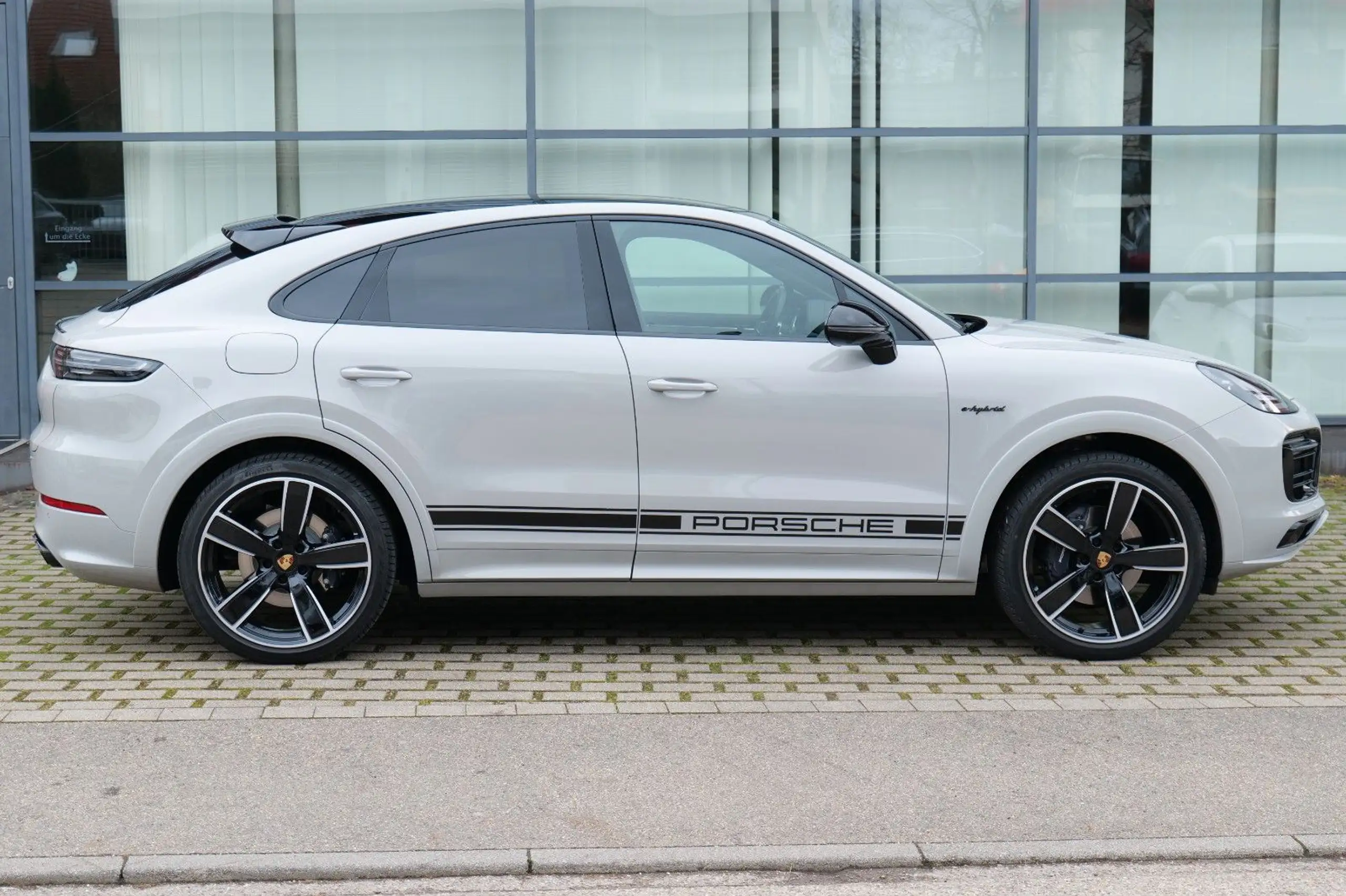 Porsche - Cayenne