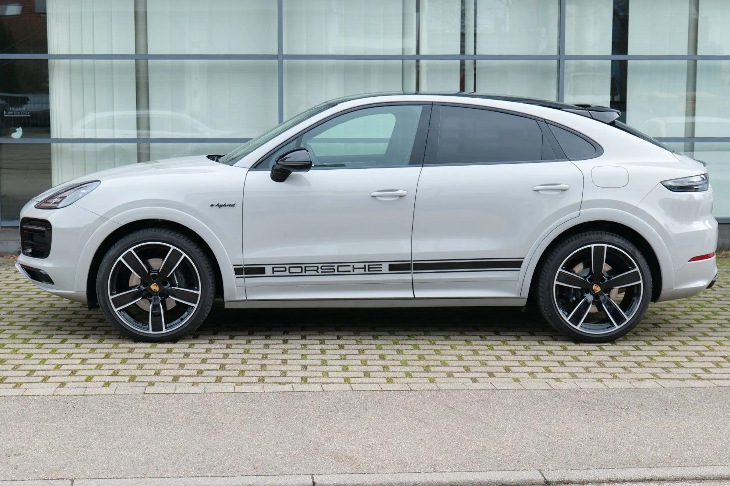 Porsche - Cayenne