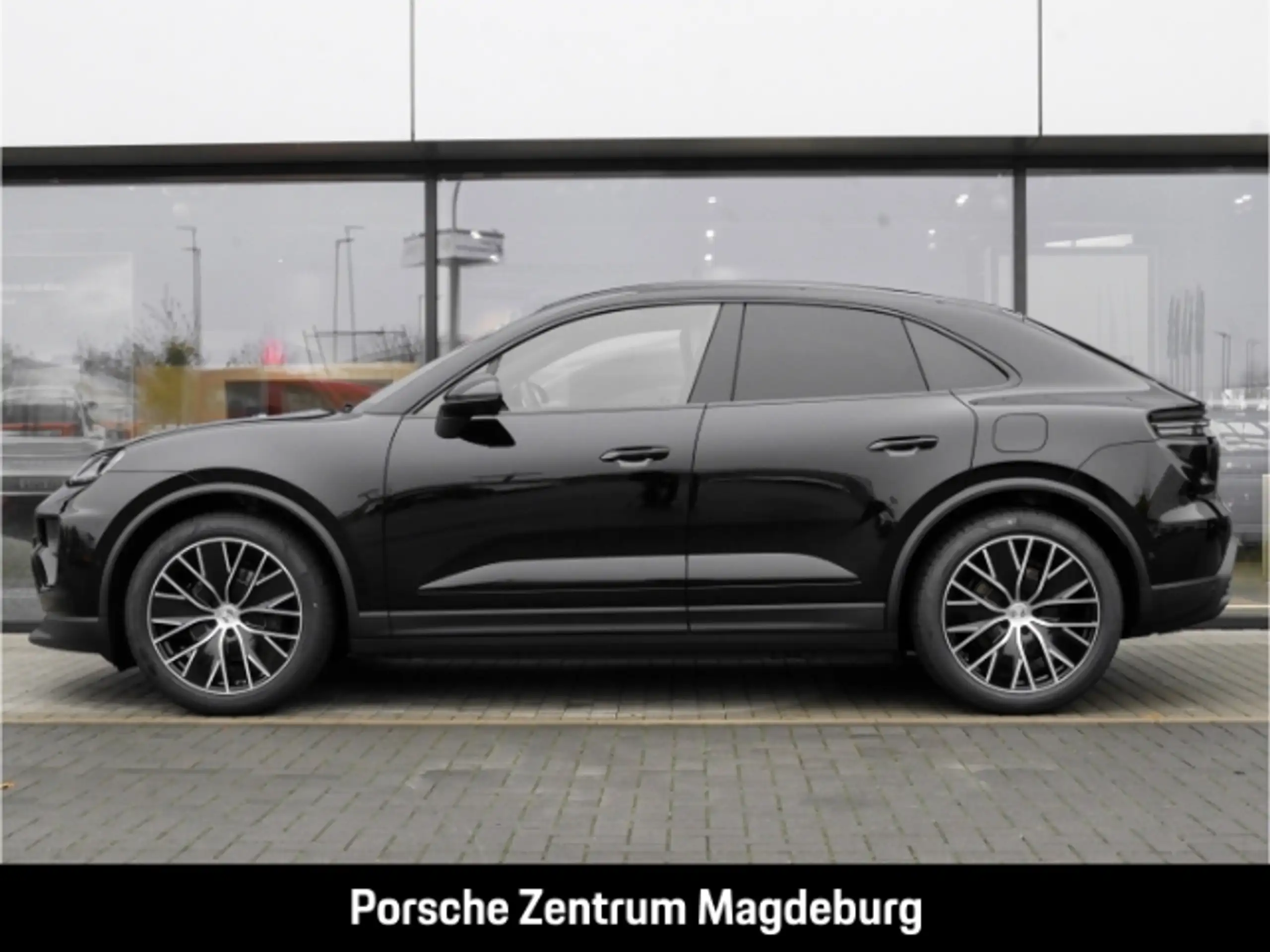 Porsche - Macan