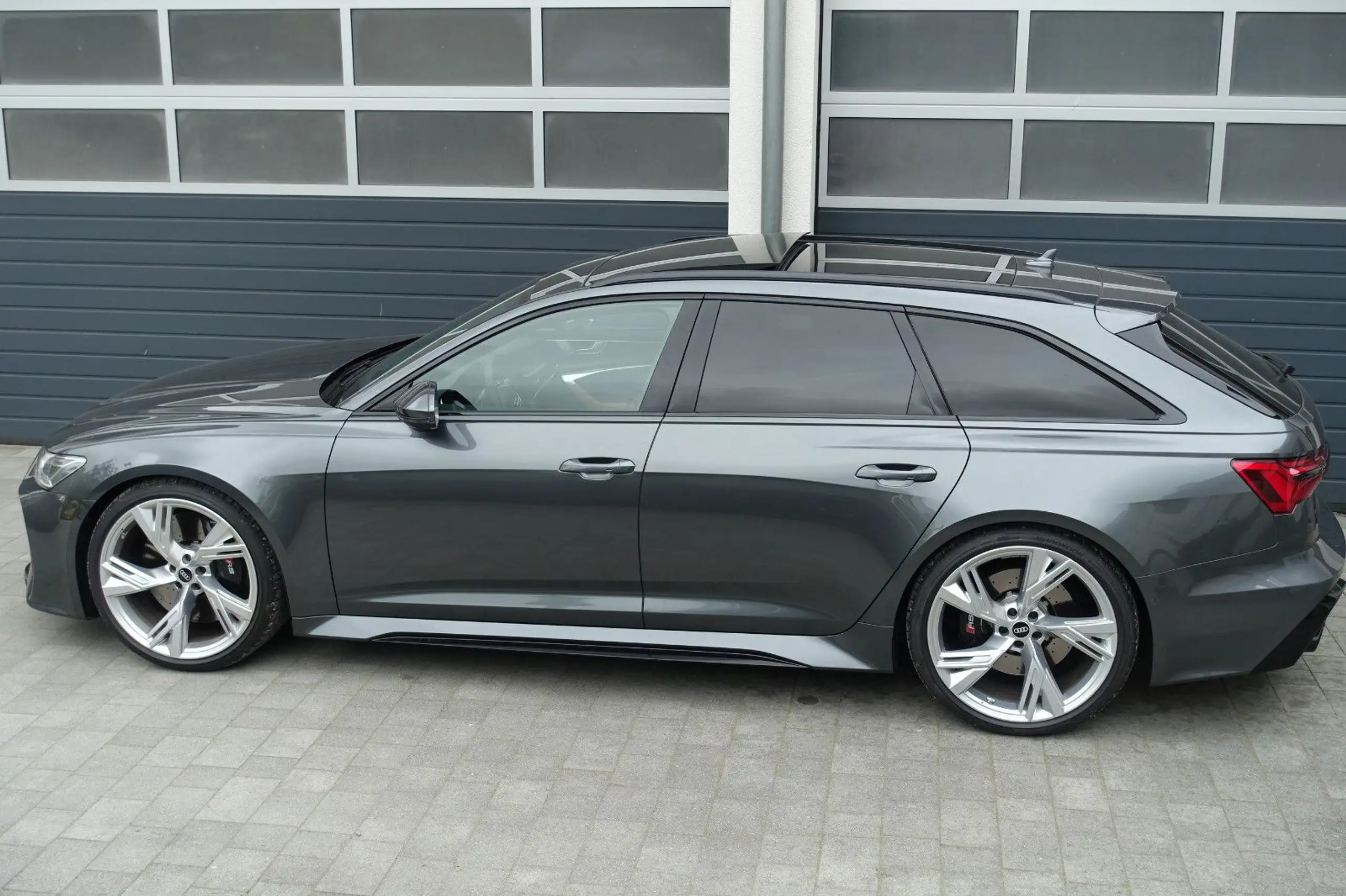 Audi - RS6