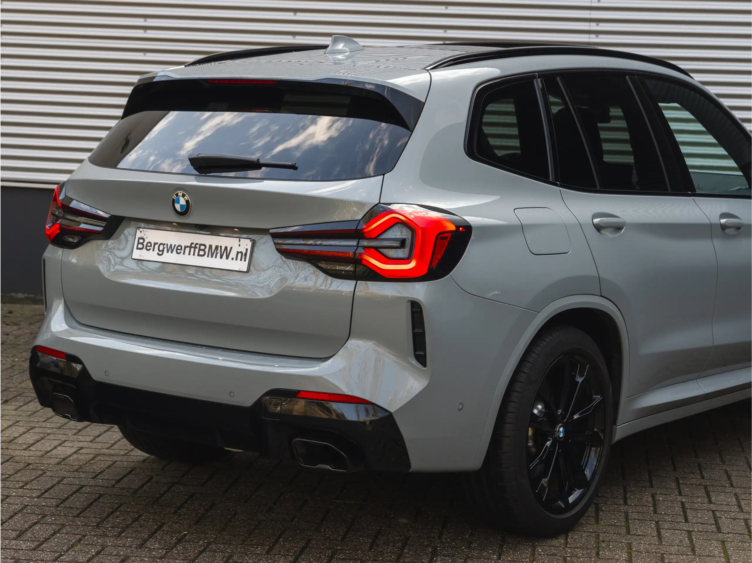 BMW - X3