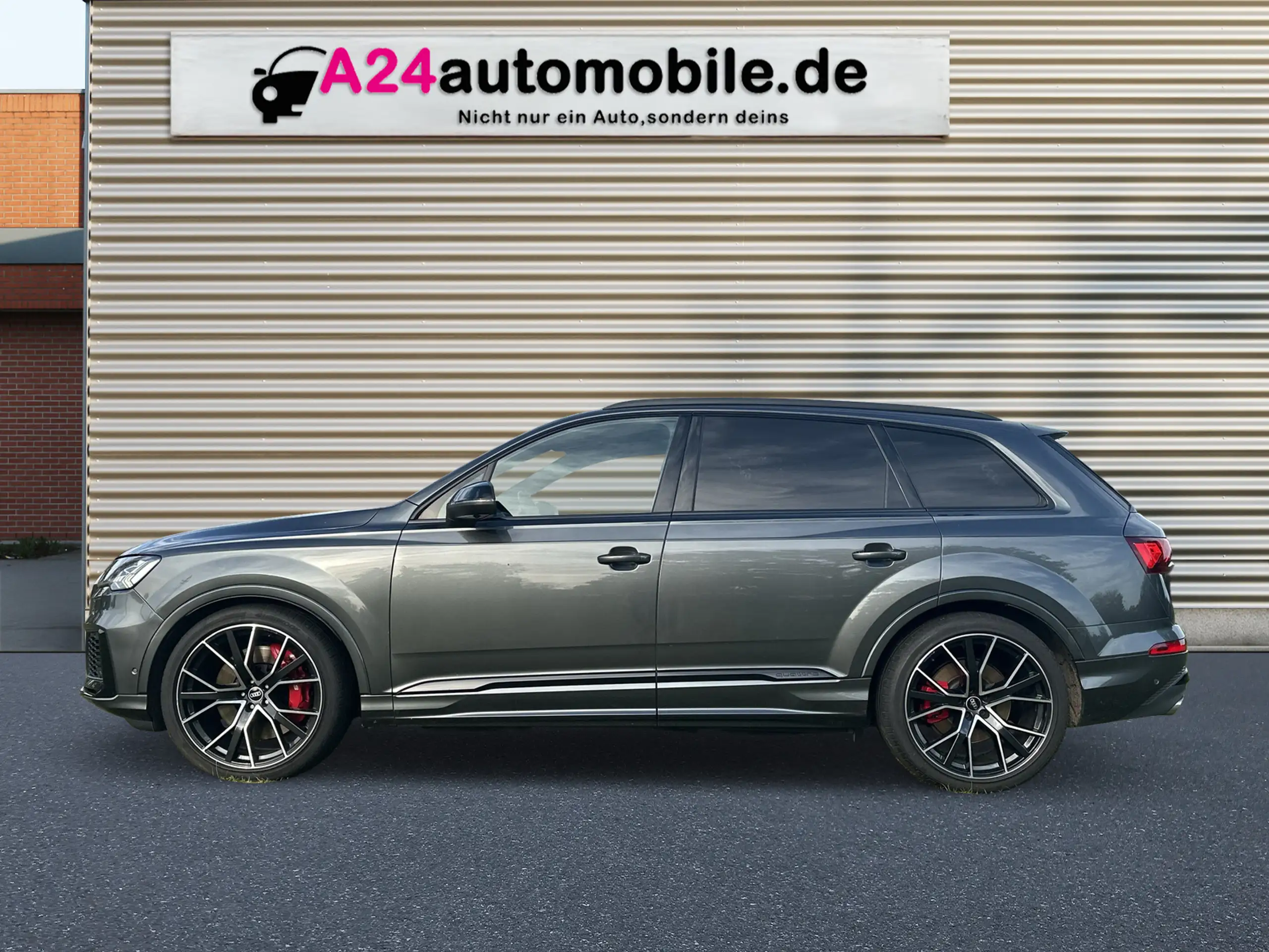 Audi - SQ7