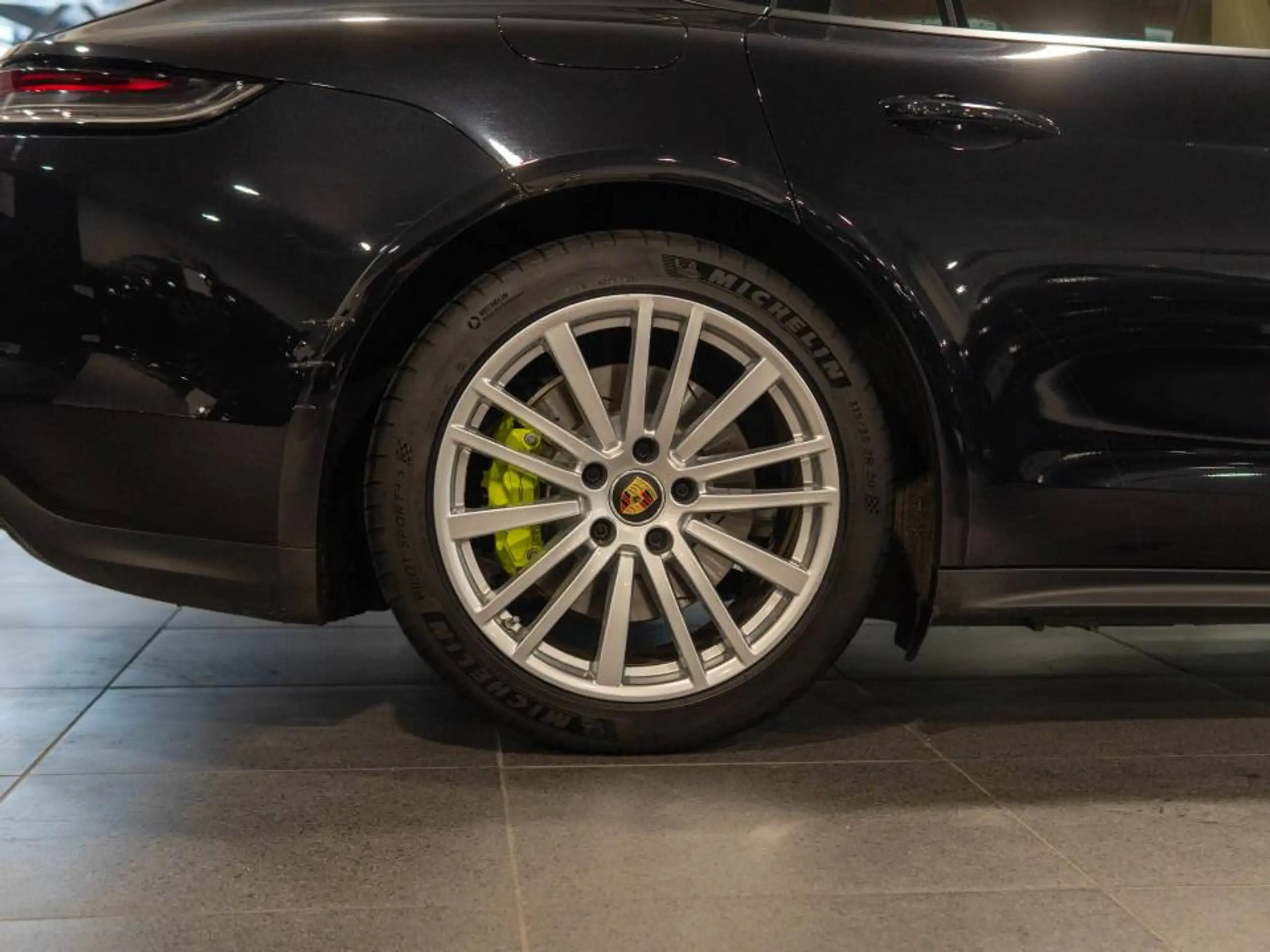 Porsche - Panamera