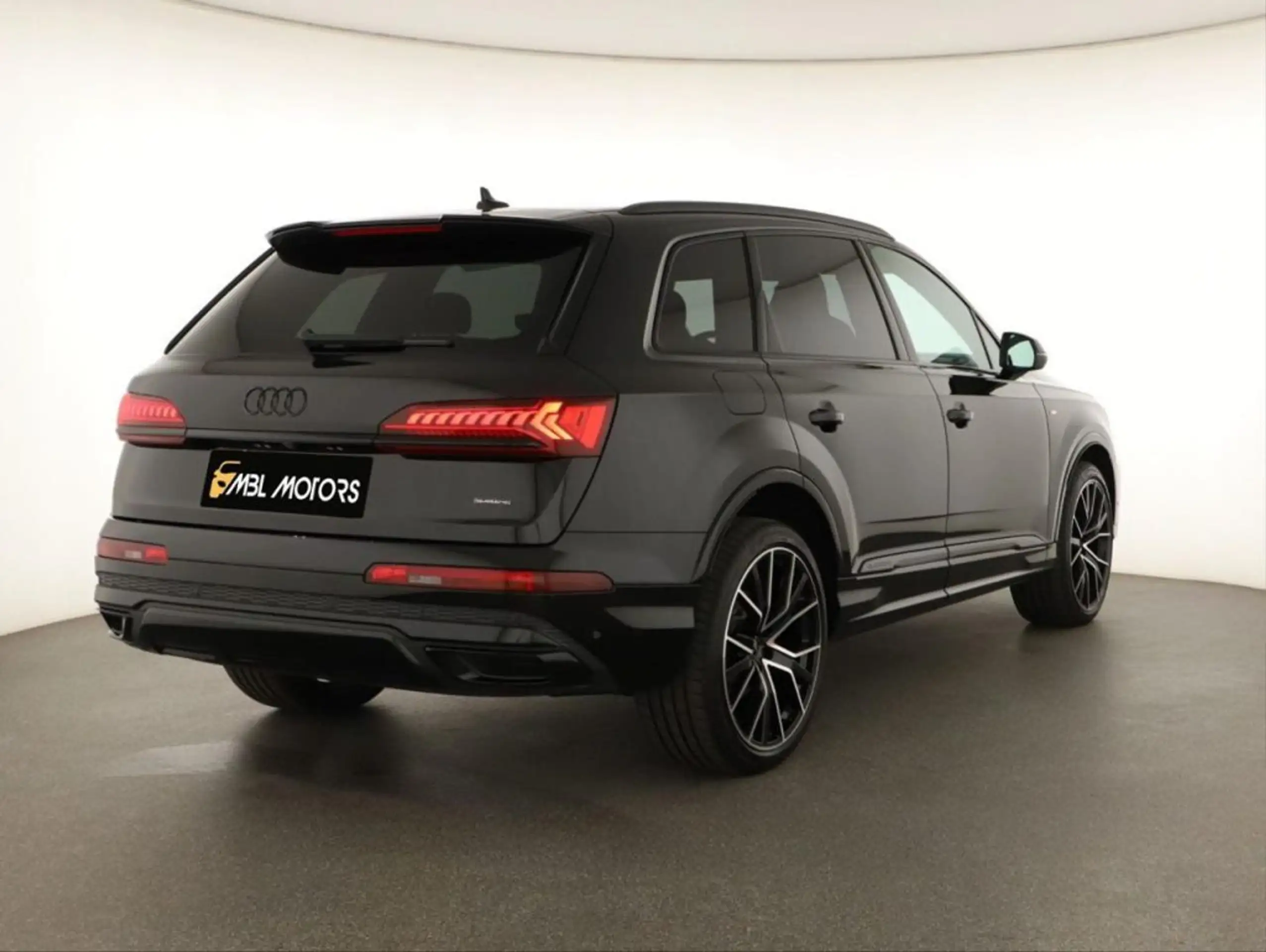 Audi - Q7