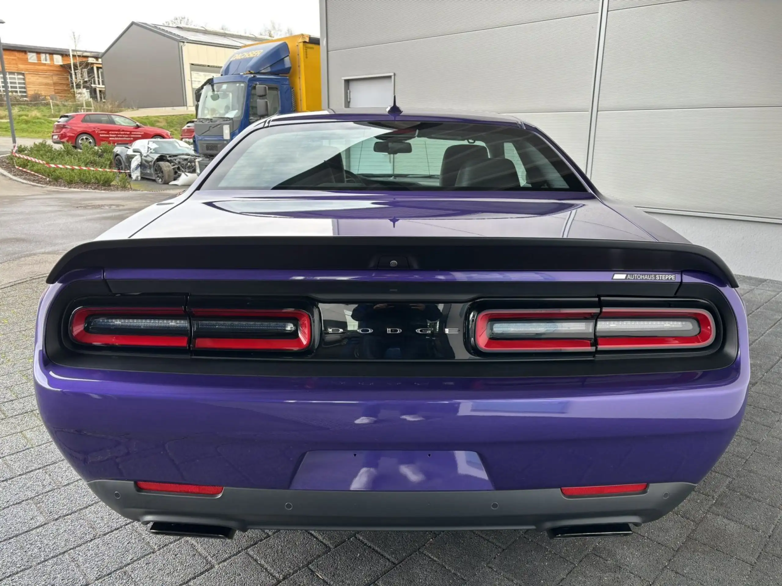 Dodge - Challenger