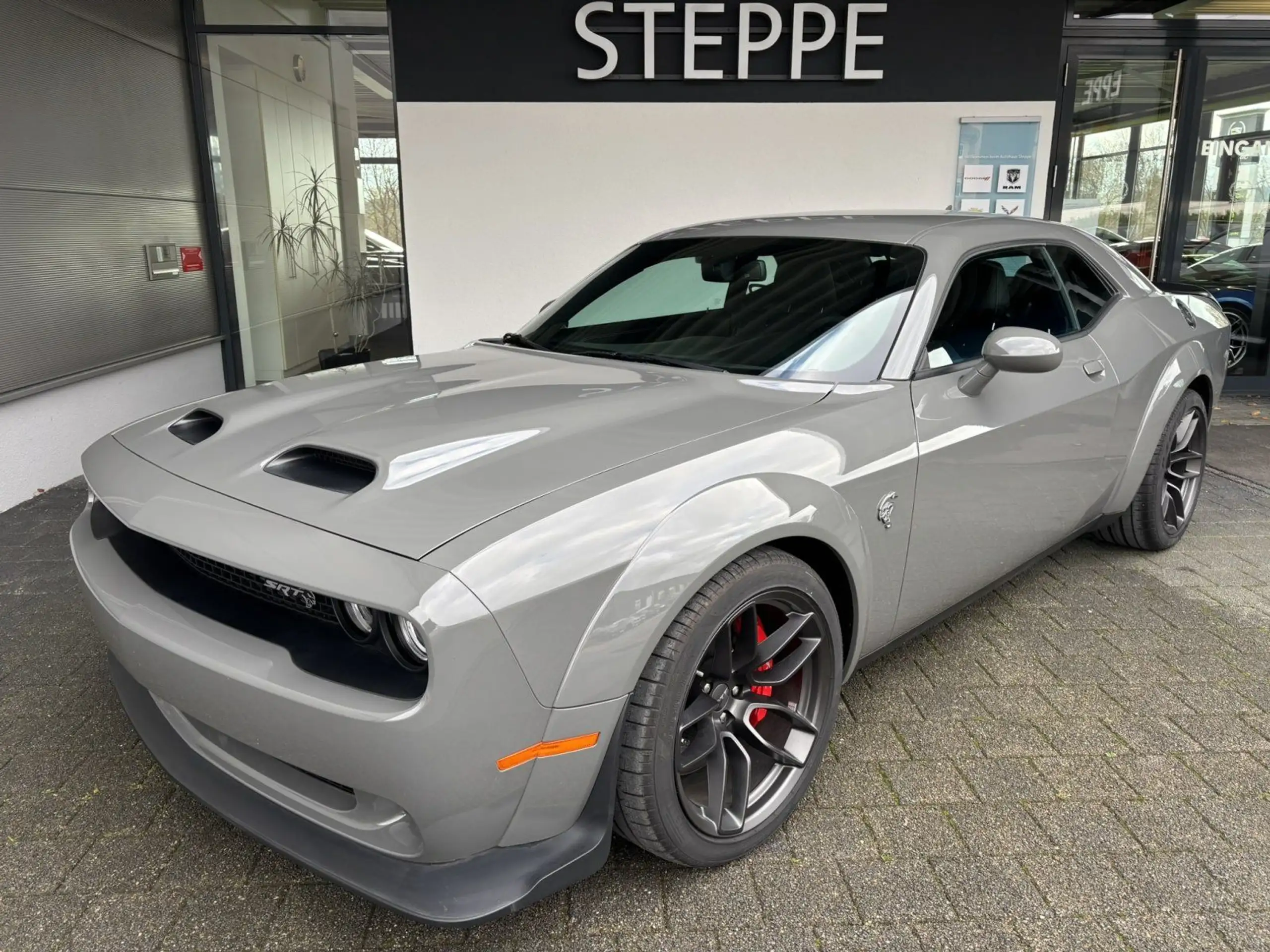 Dodge - Challenger