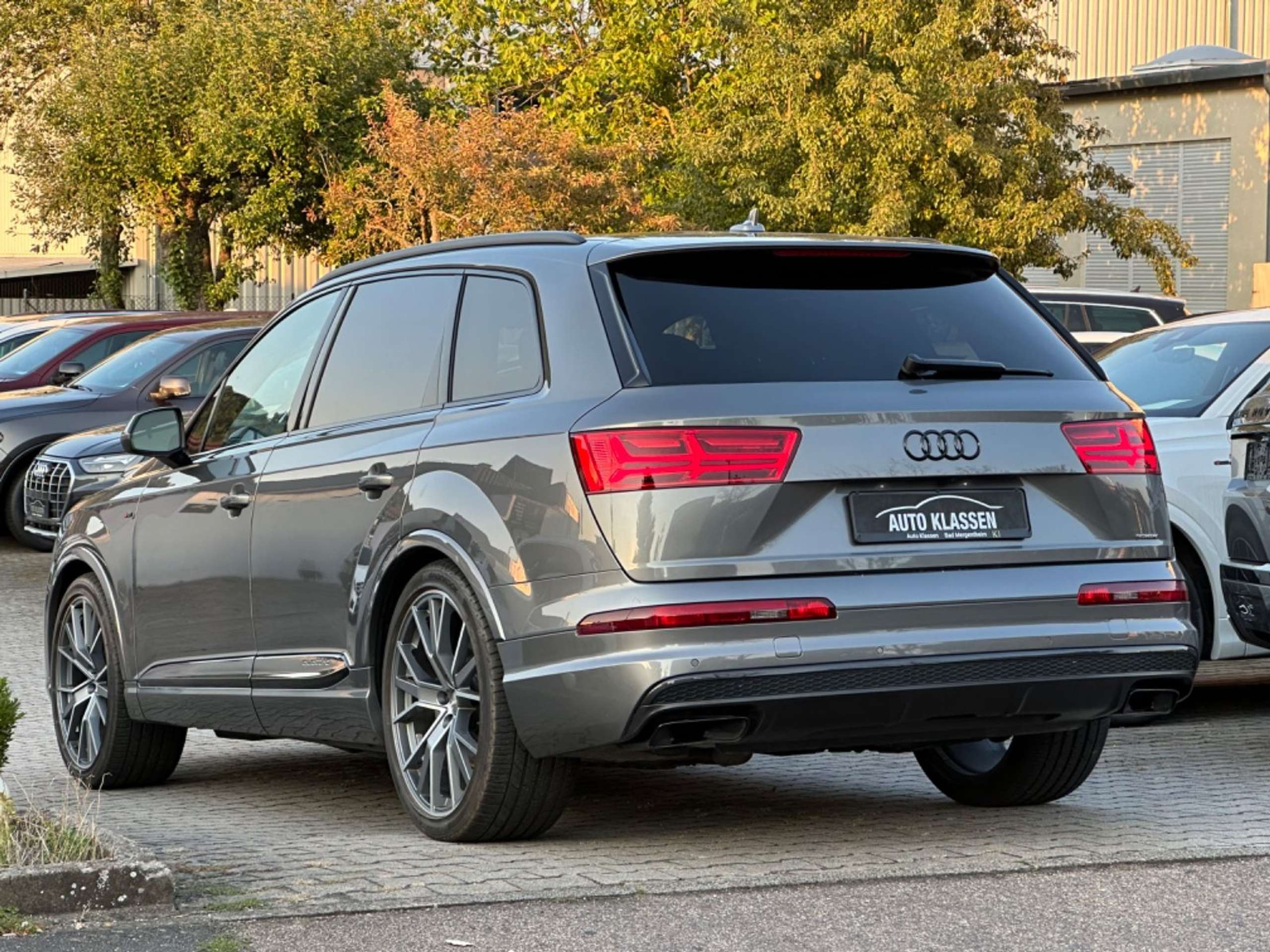 Audi - Q7