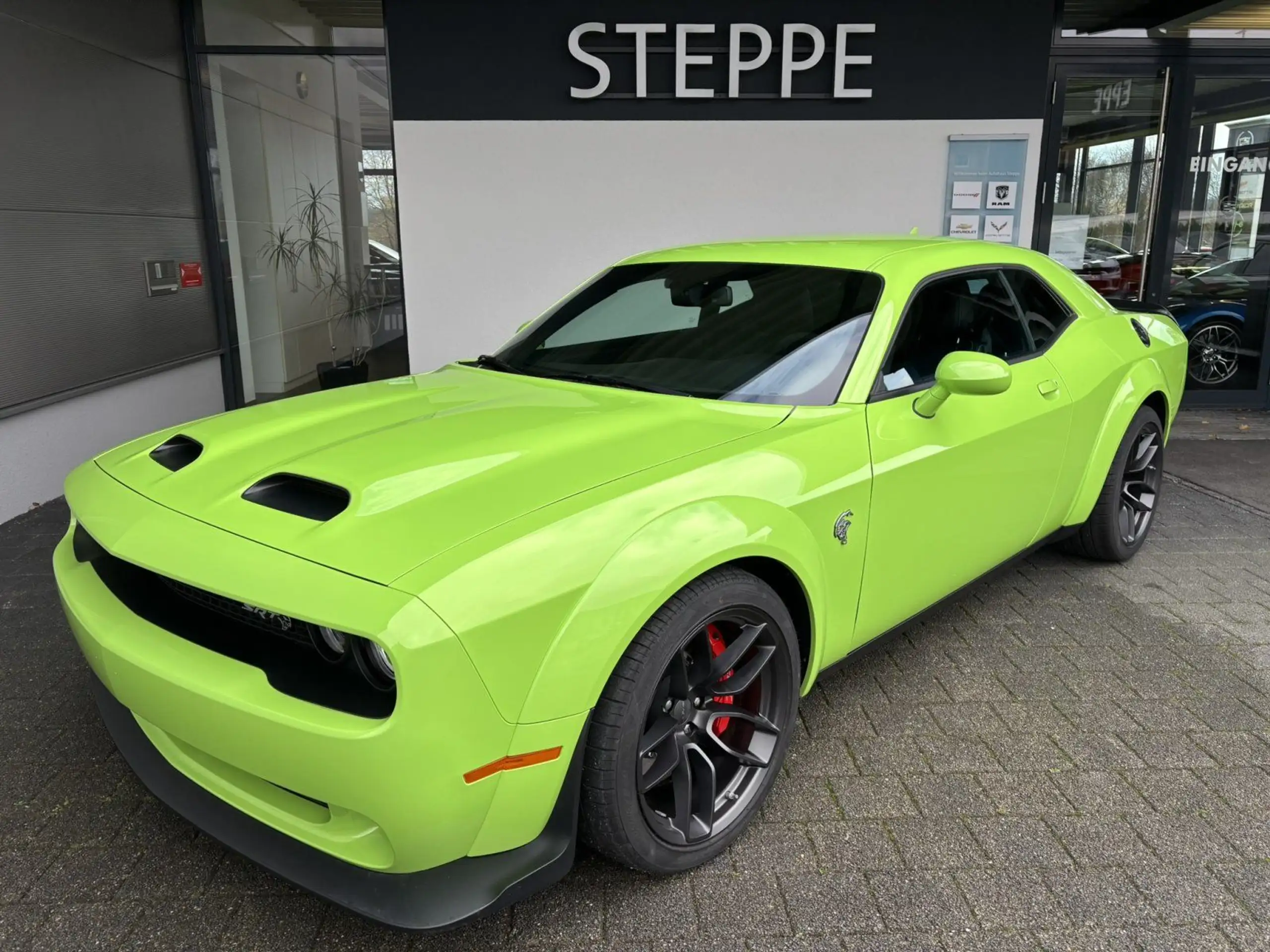 Dodge - Challenger