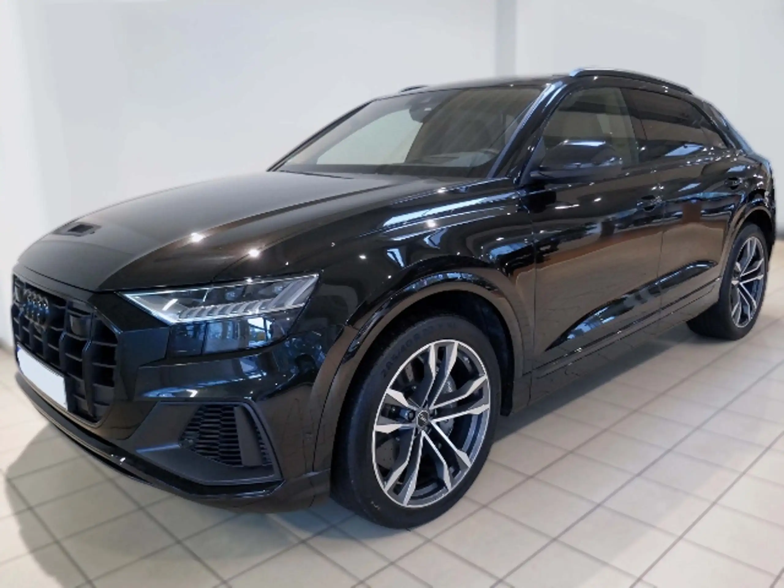 Audi - SQ8