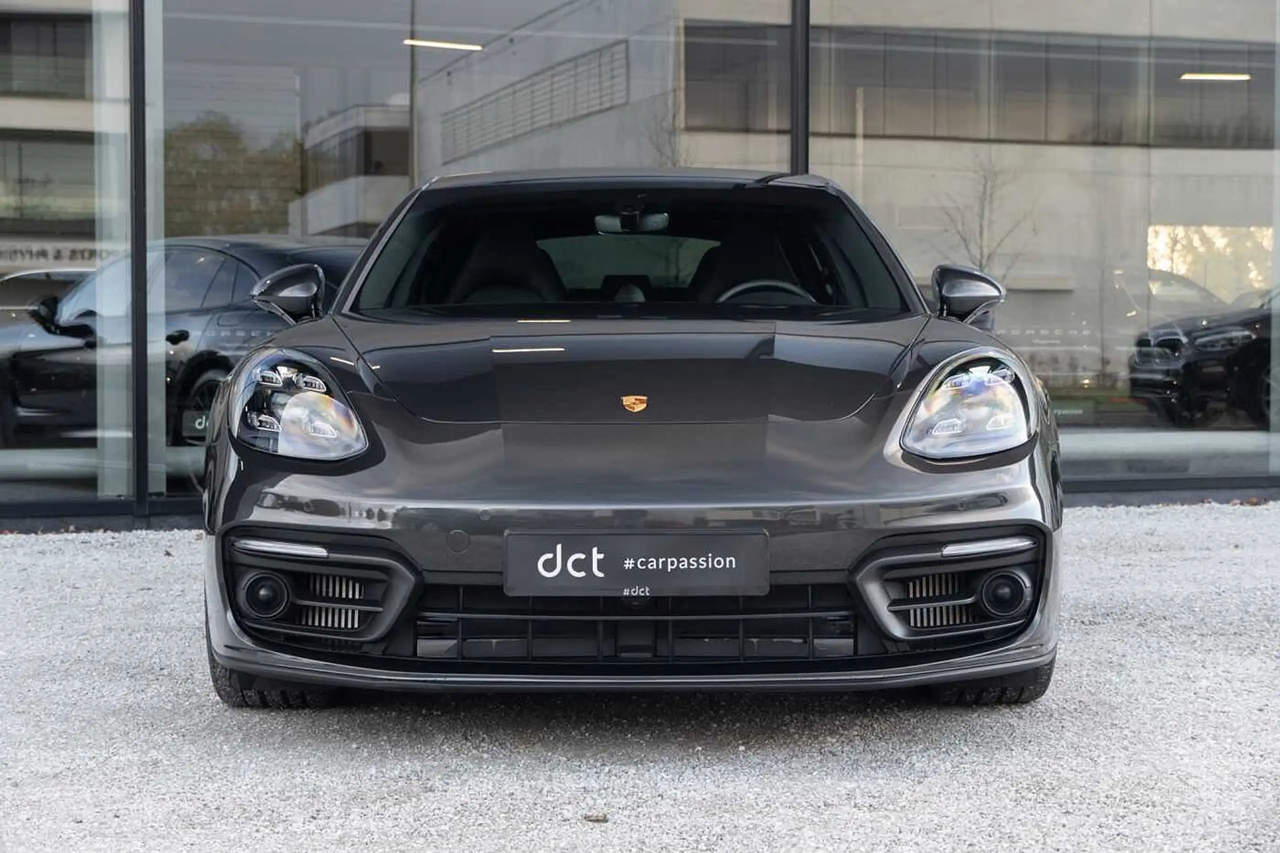 Porsche - Panamera