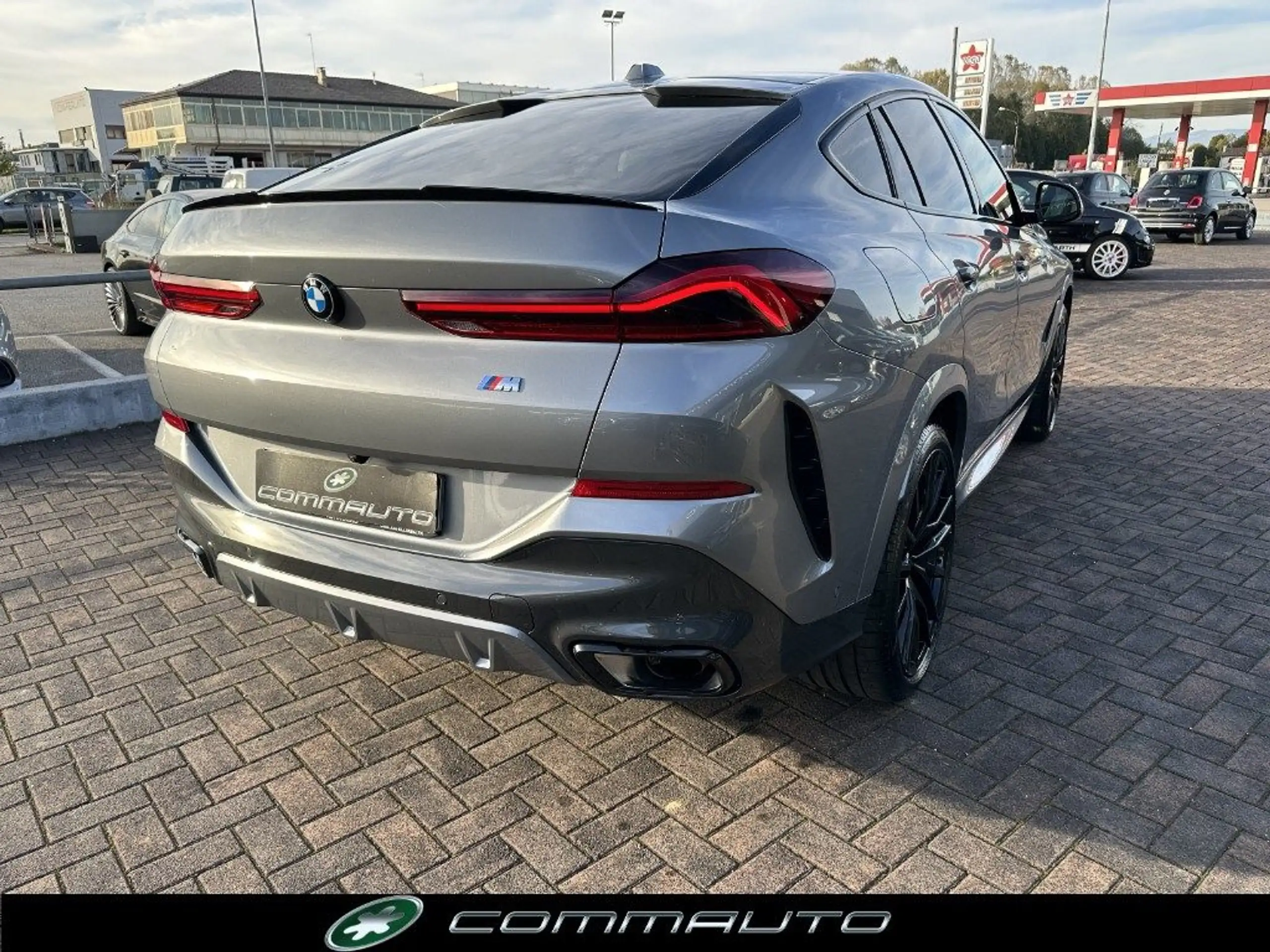 BMW - X6