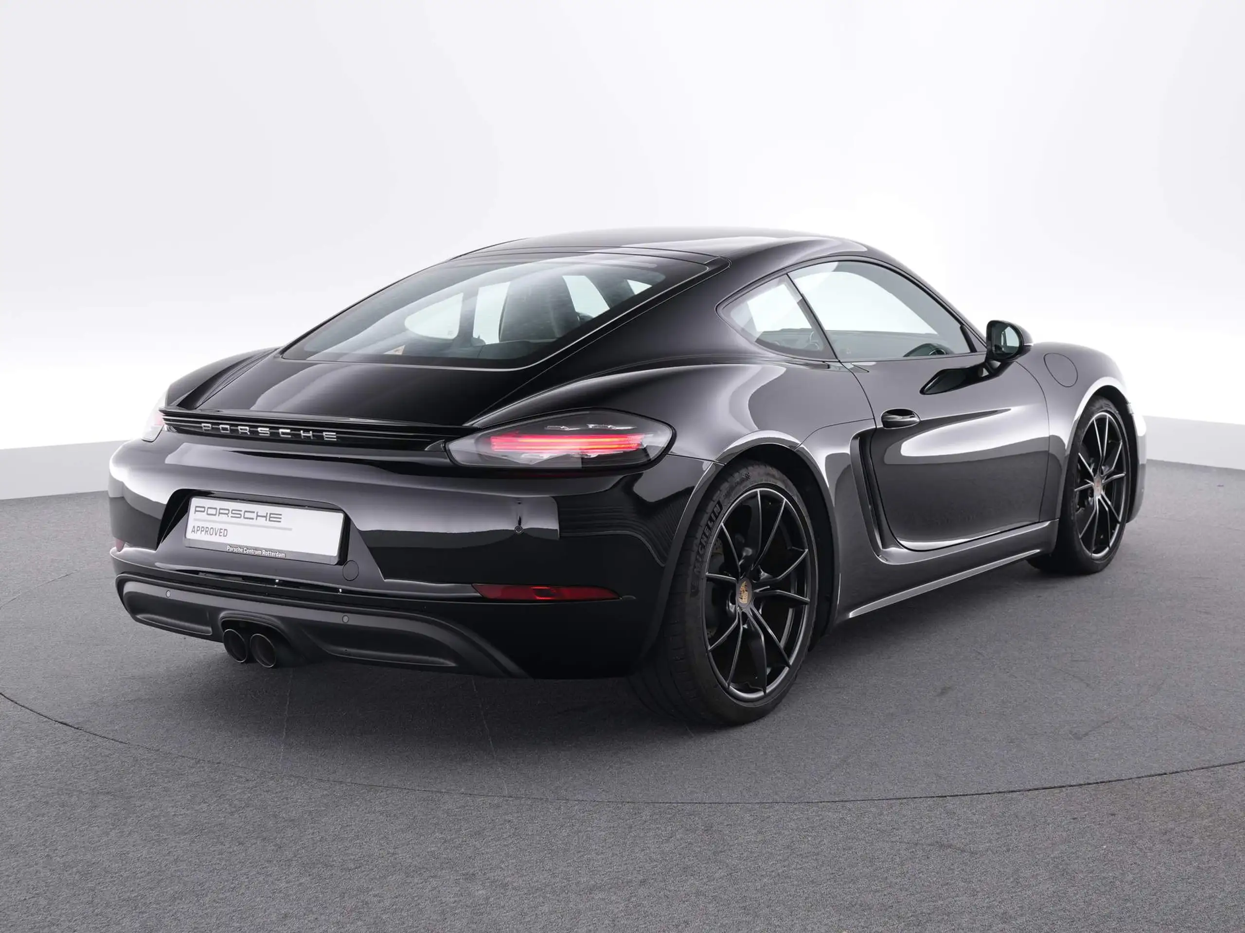 Porsche - Cayman