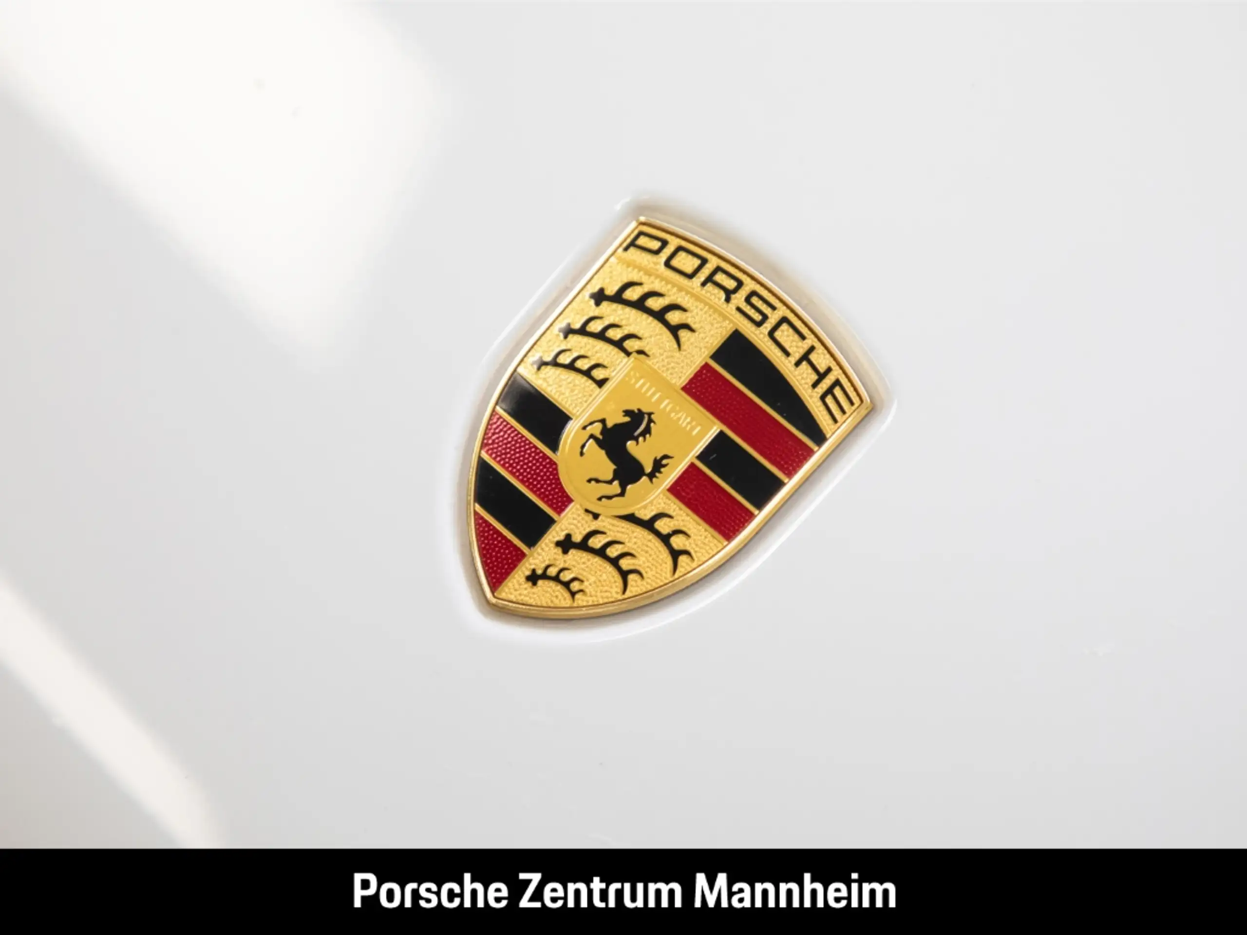 Porsche - Macan