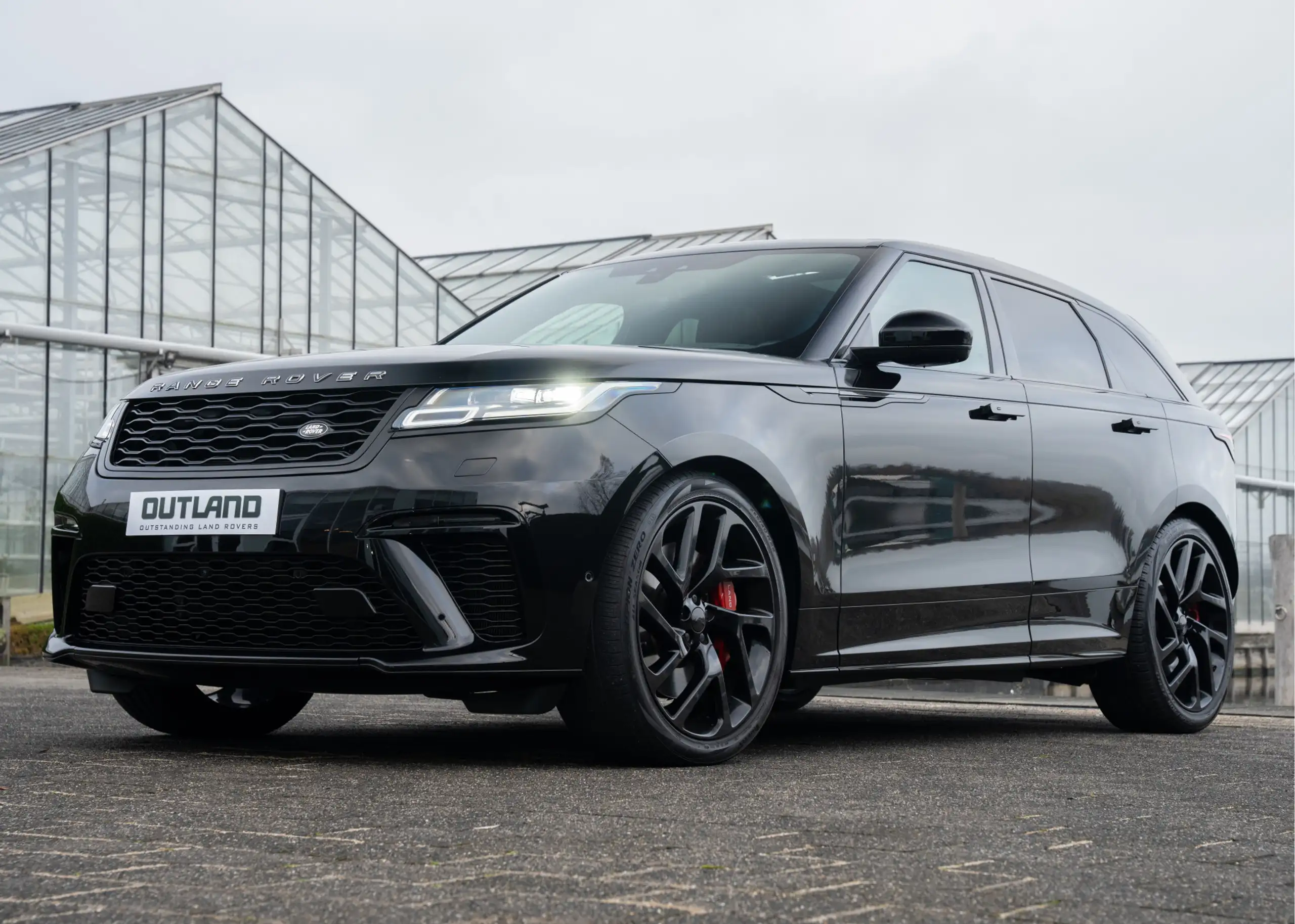 Land Rover - Range Rover Velar