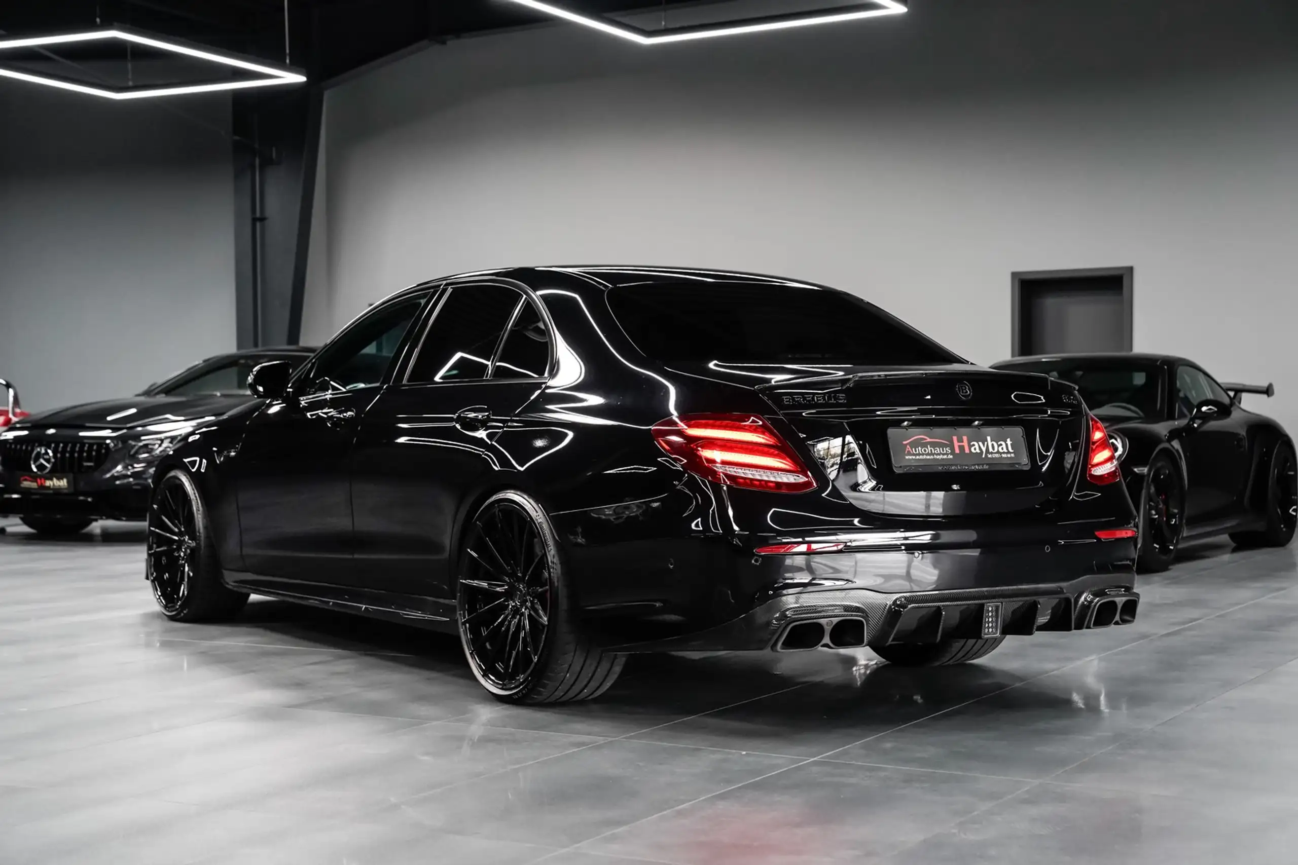 Mercedes-Benz - E 63 AMG