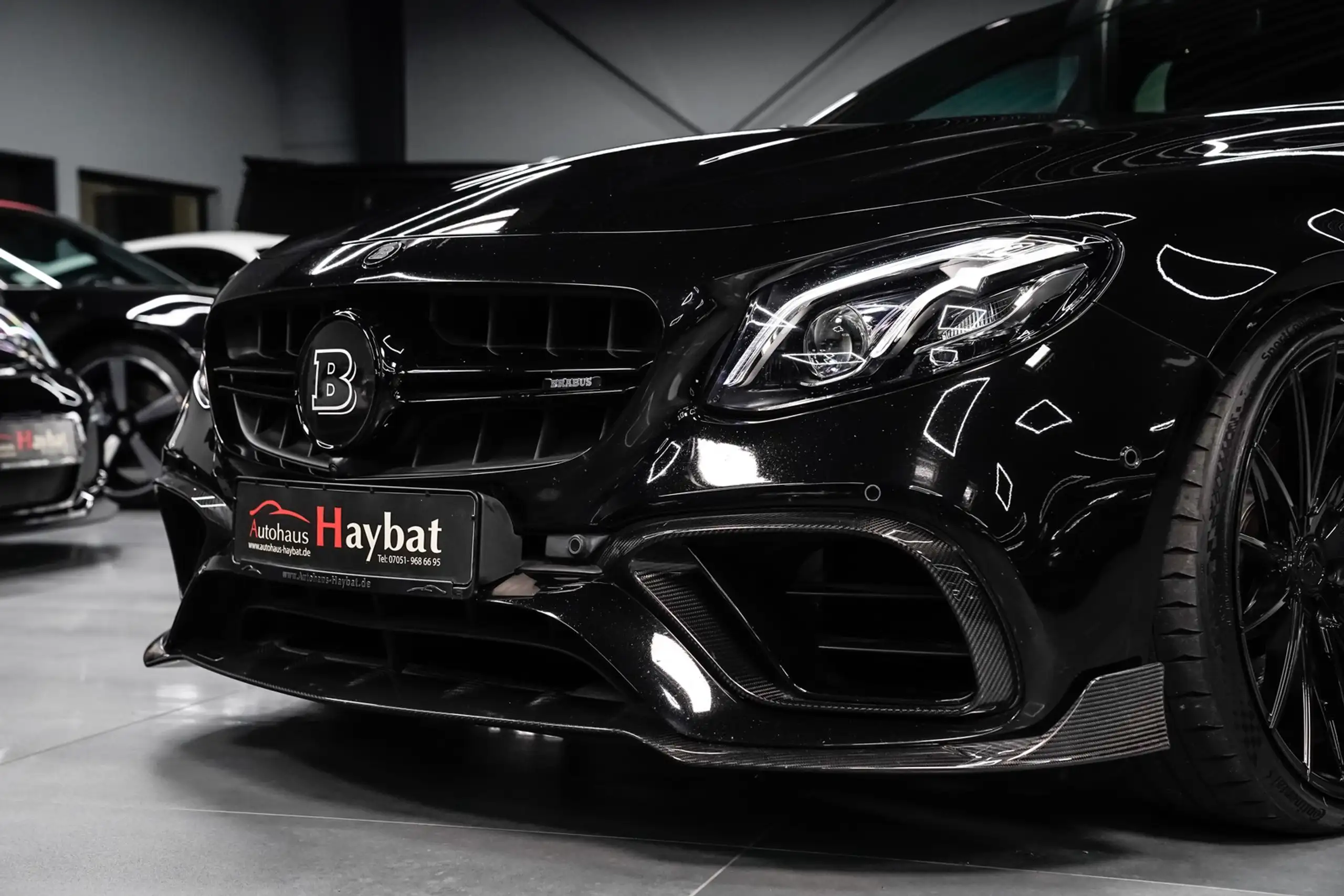 Mercedes-Benz - E 63 AMG