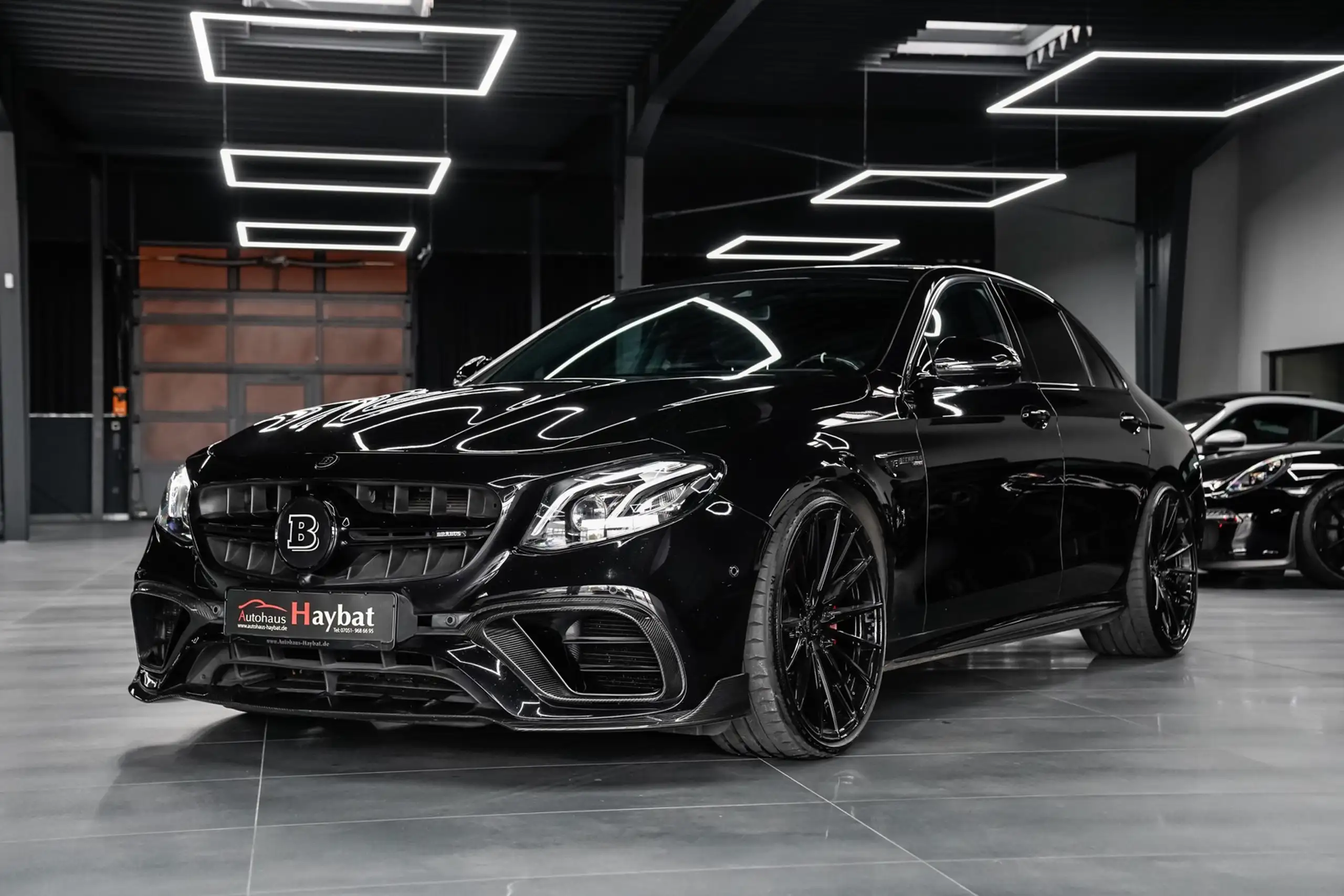 Mercedes-Benz - E 63 AMG