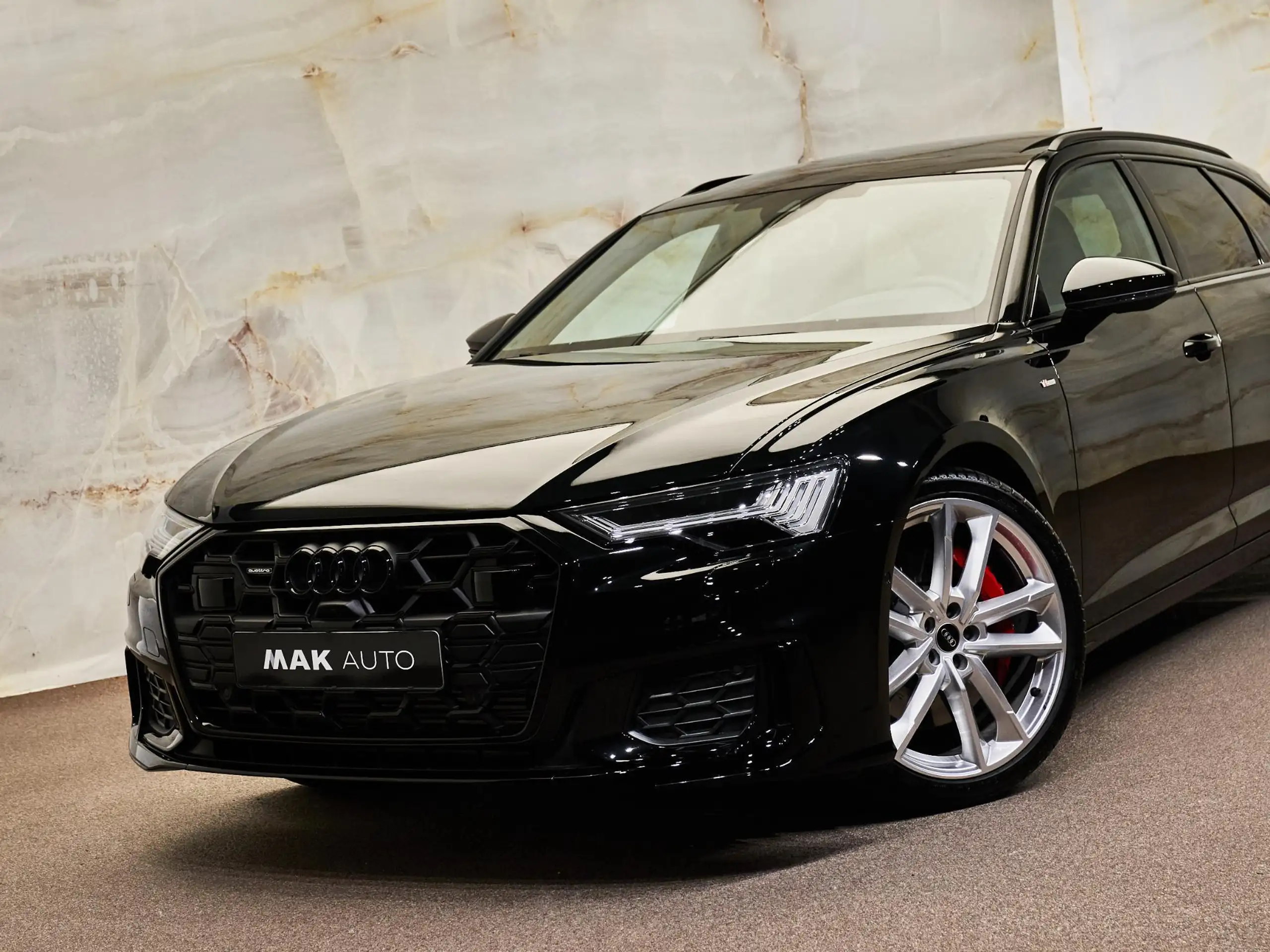 Audi - A6