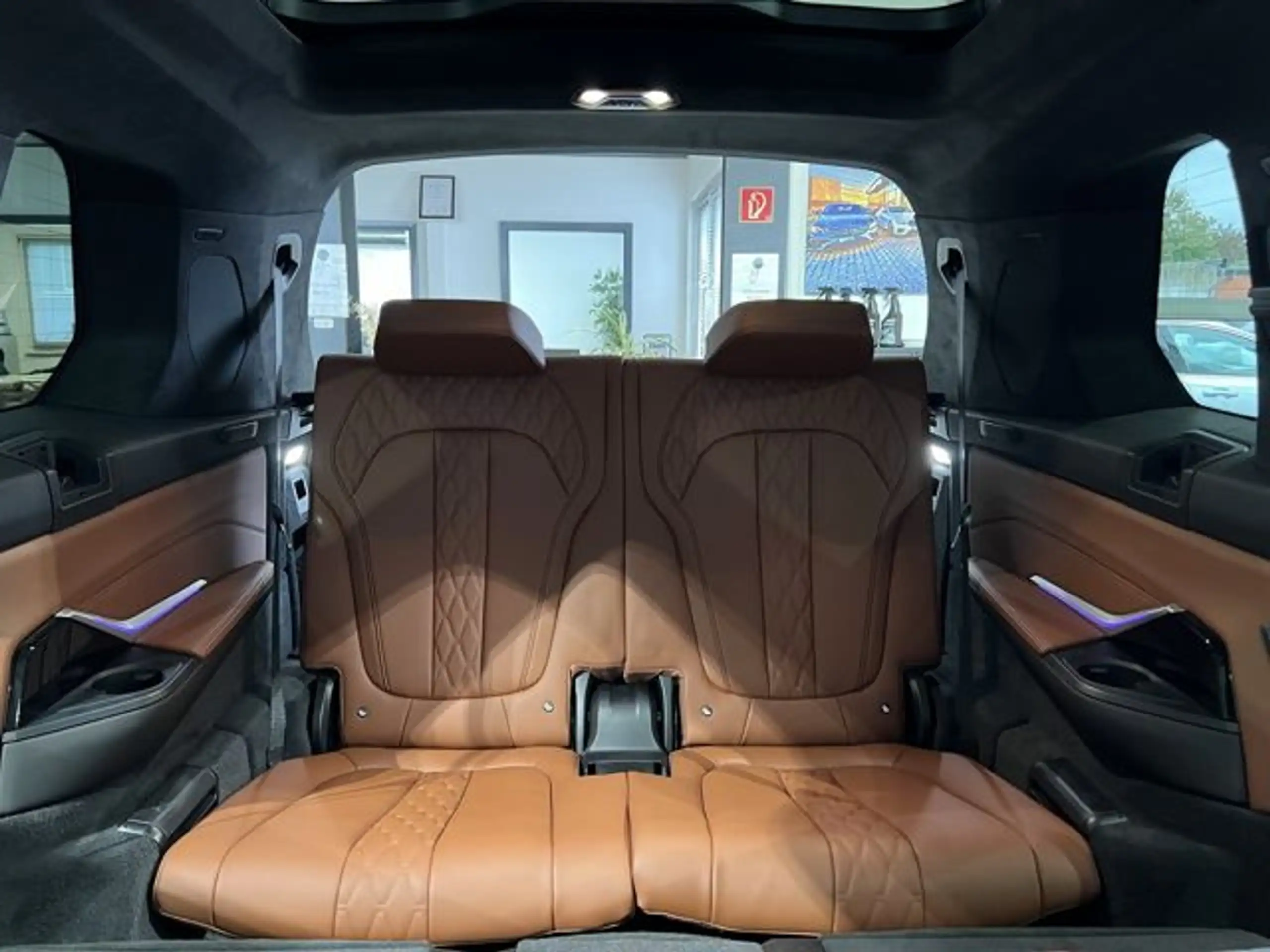 BMW - X7