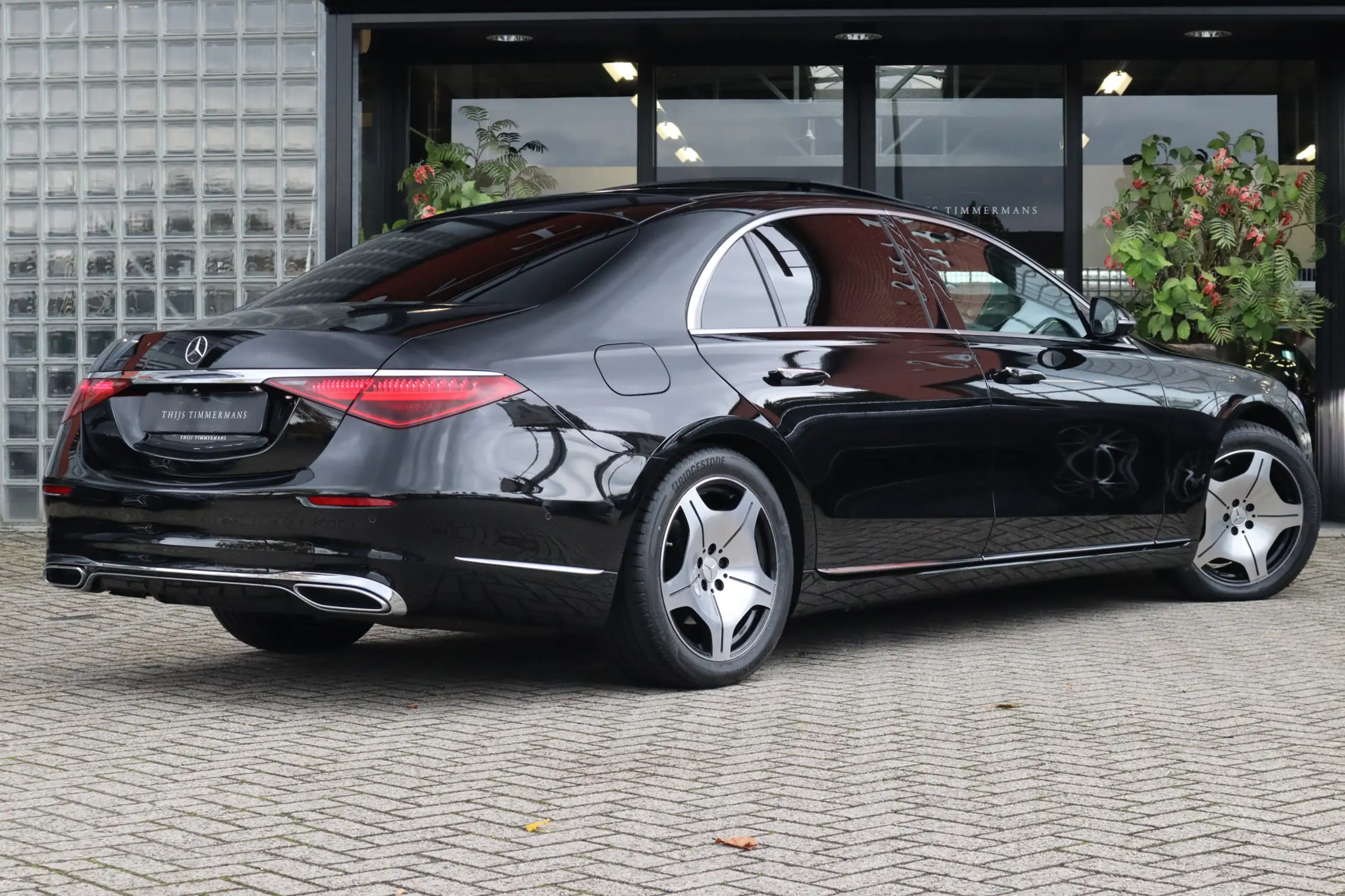 Mercedes-Benz - S 400