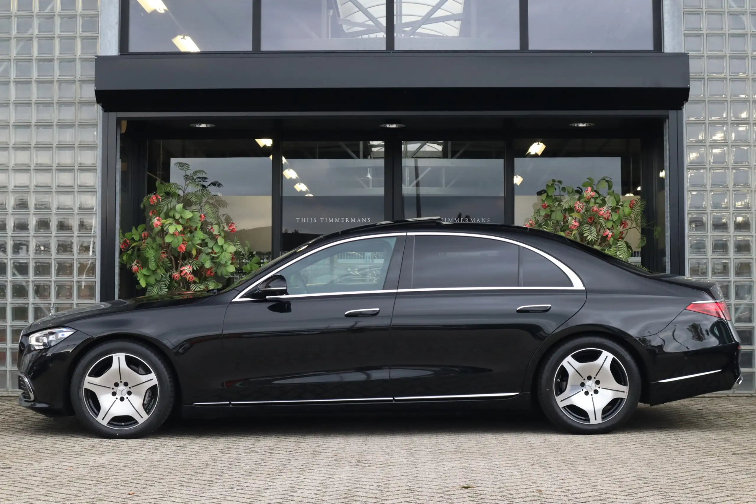 Mercedes-Benz - S 400