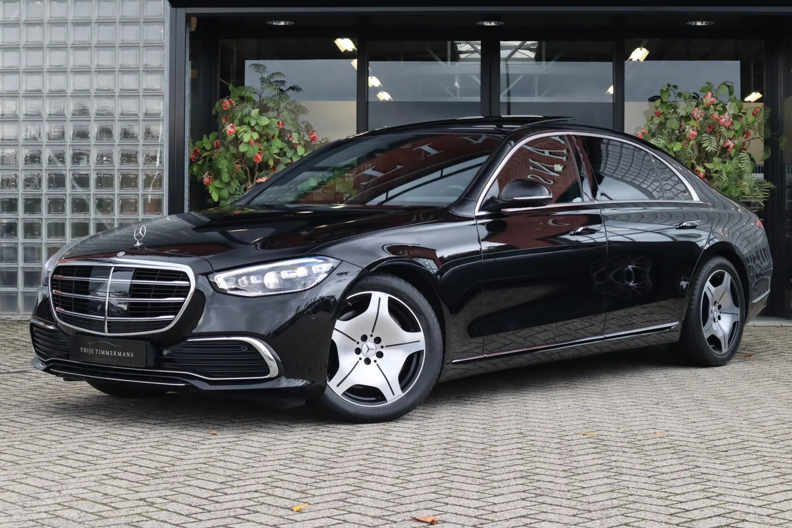 Mercedes-Benz - S 400