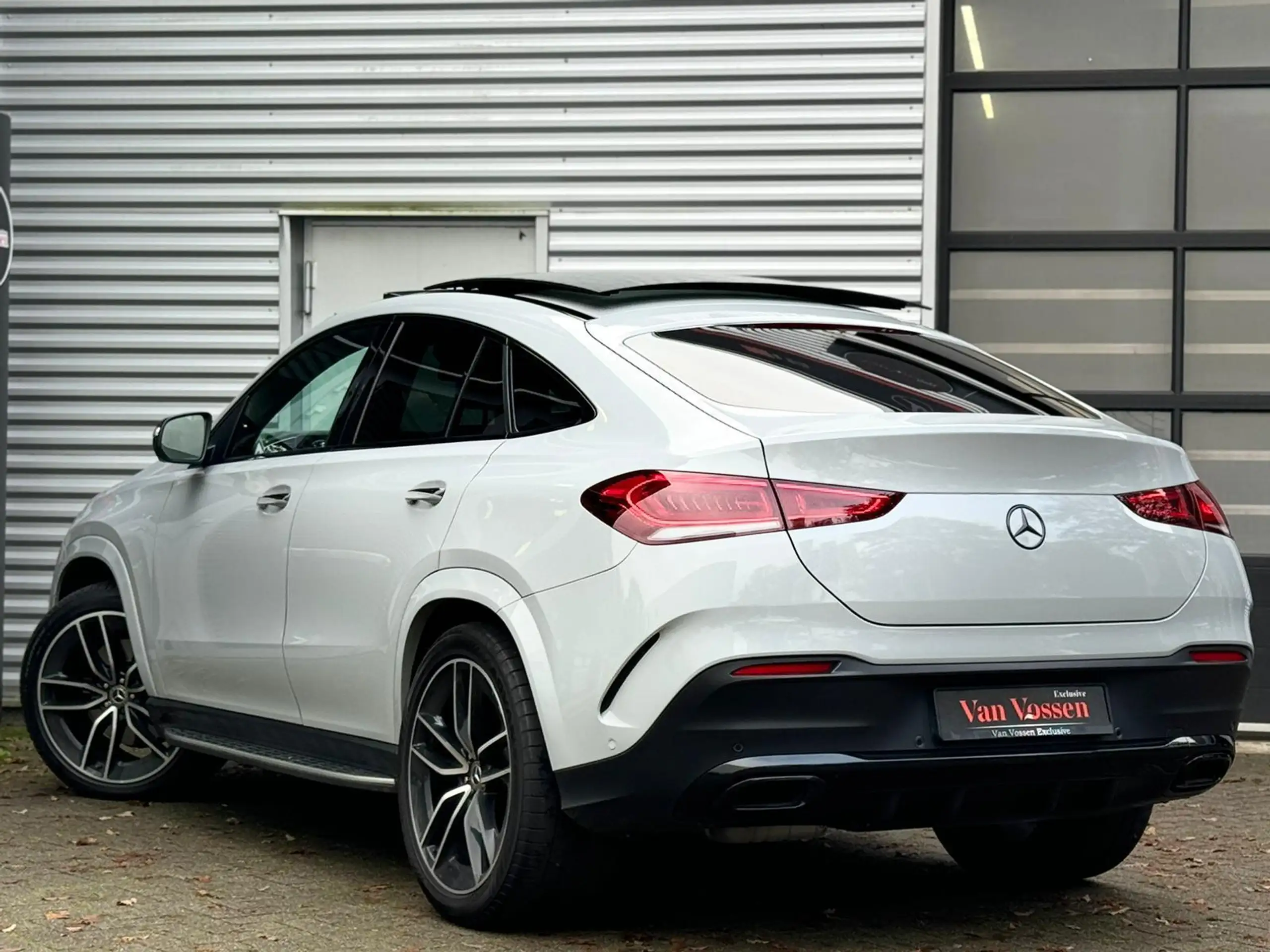 Mercedes-Benz - GLE 400