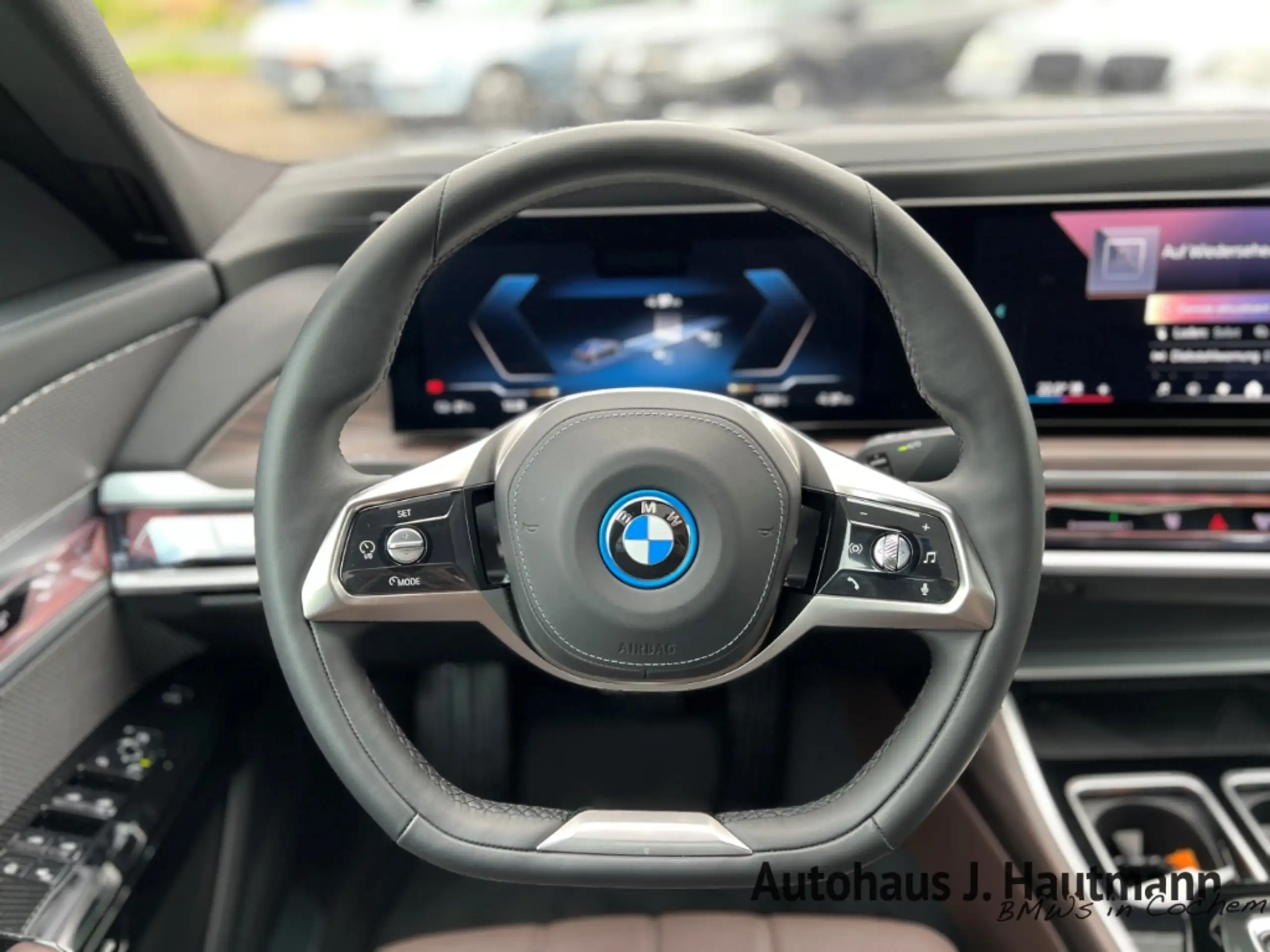 BMW - i7