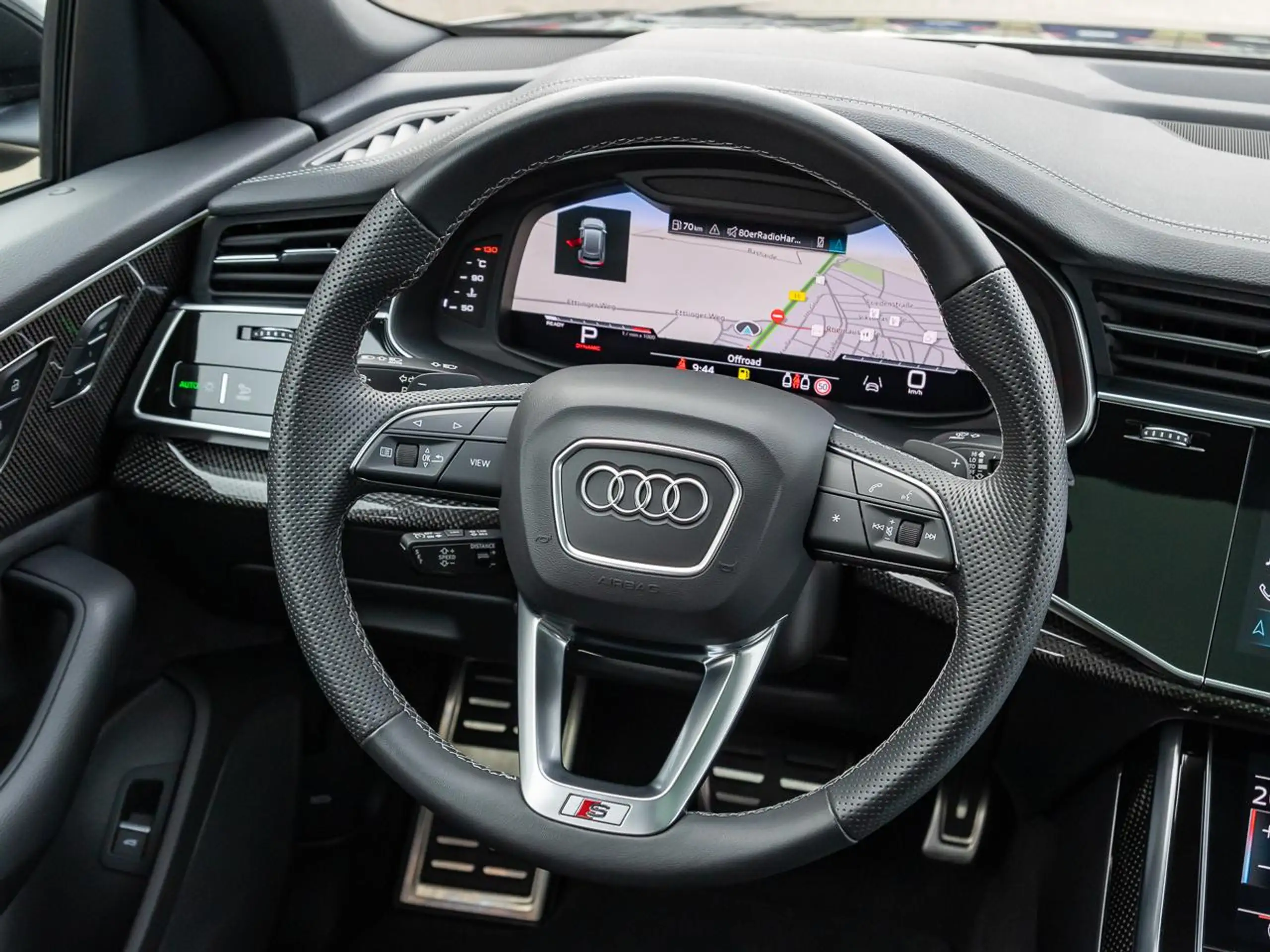 Audi - SQ8