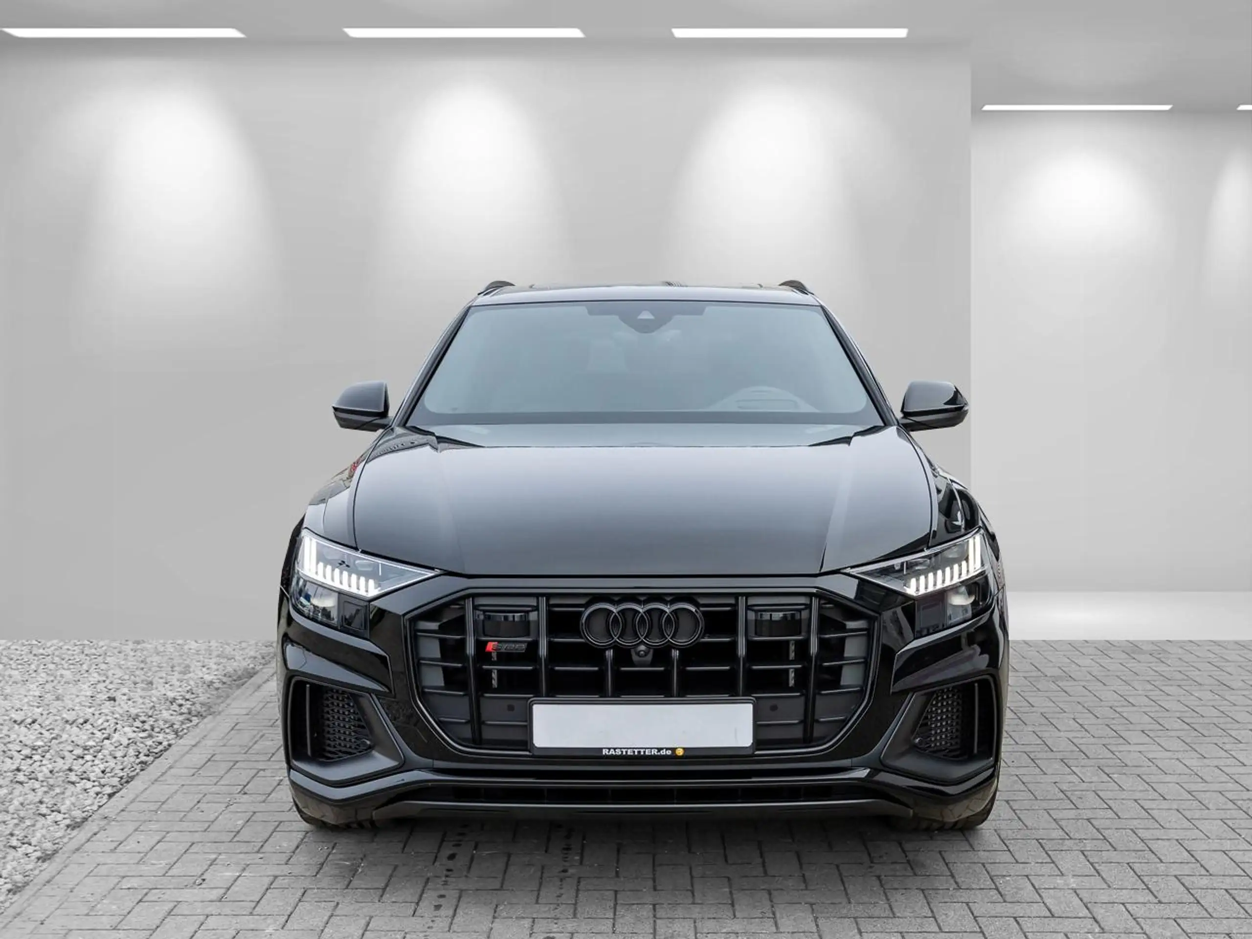 Audi - SQ8