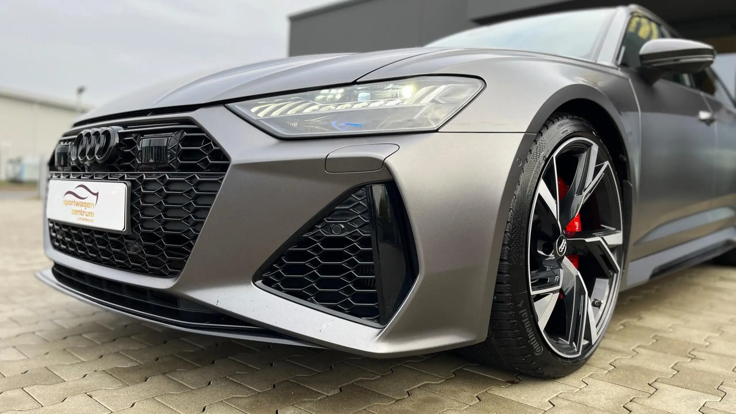 Audi - RS6