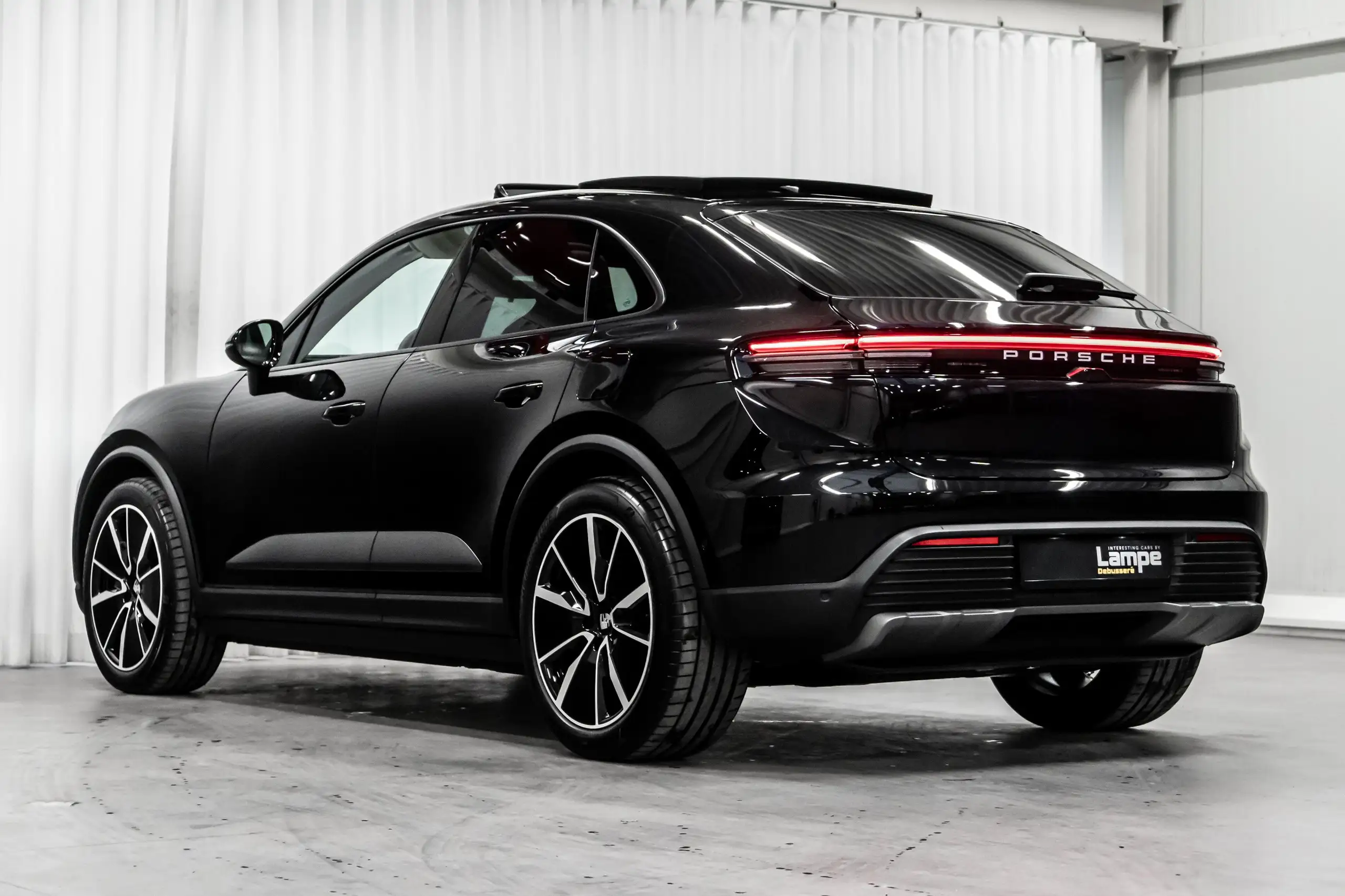 Porsche - Macan