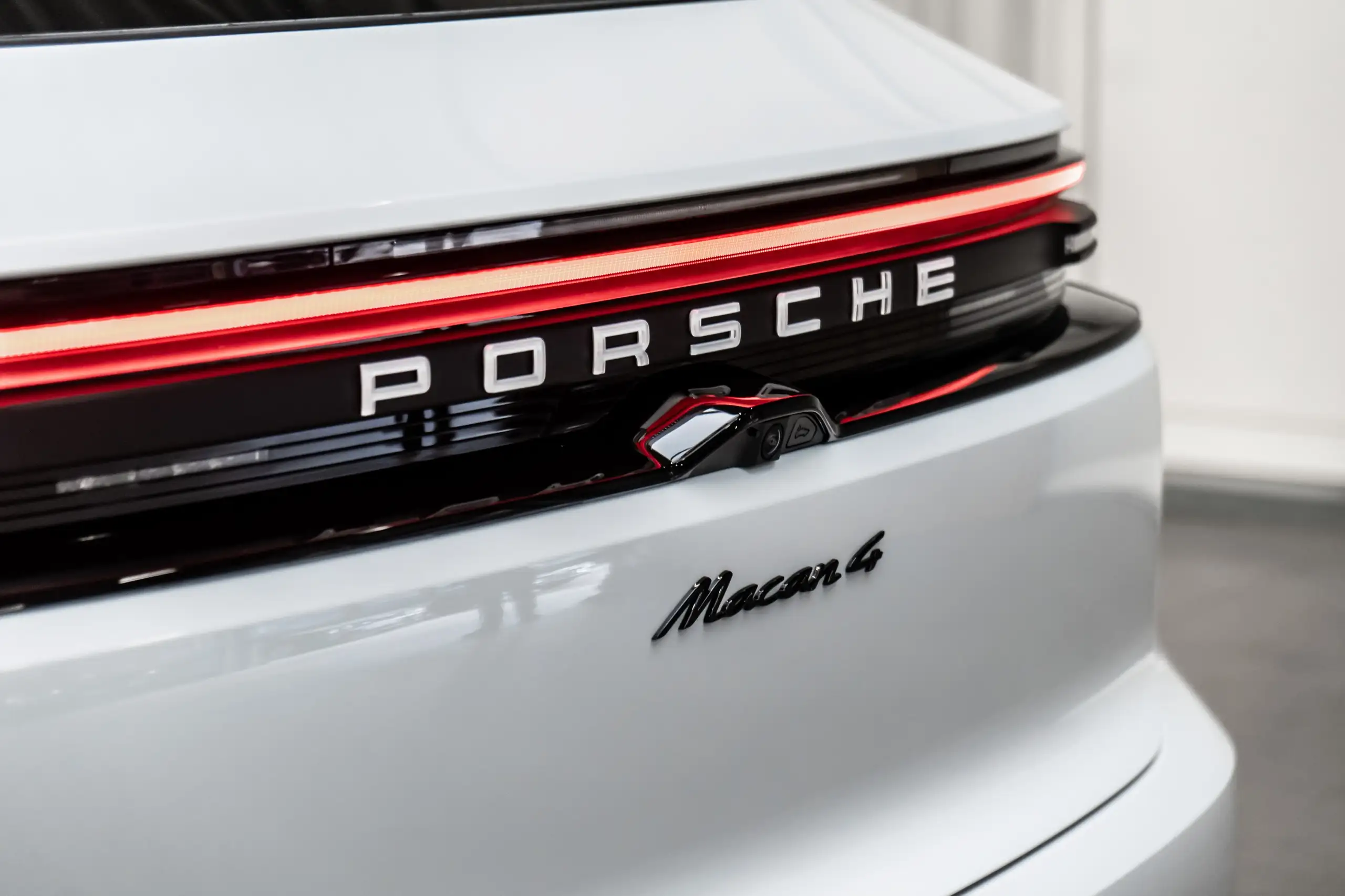 Porsche - Macan