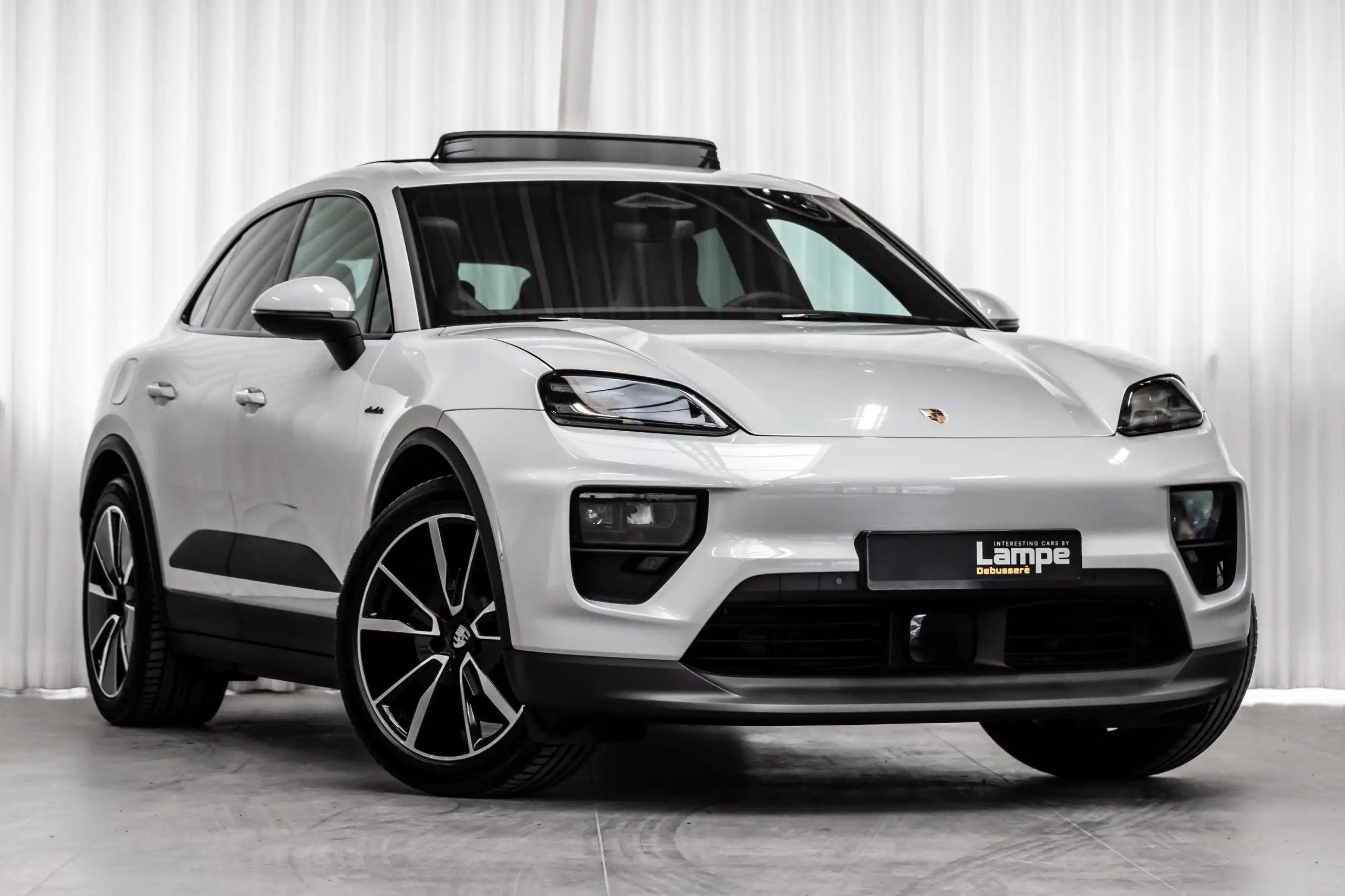 Porsche - Macan