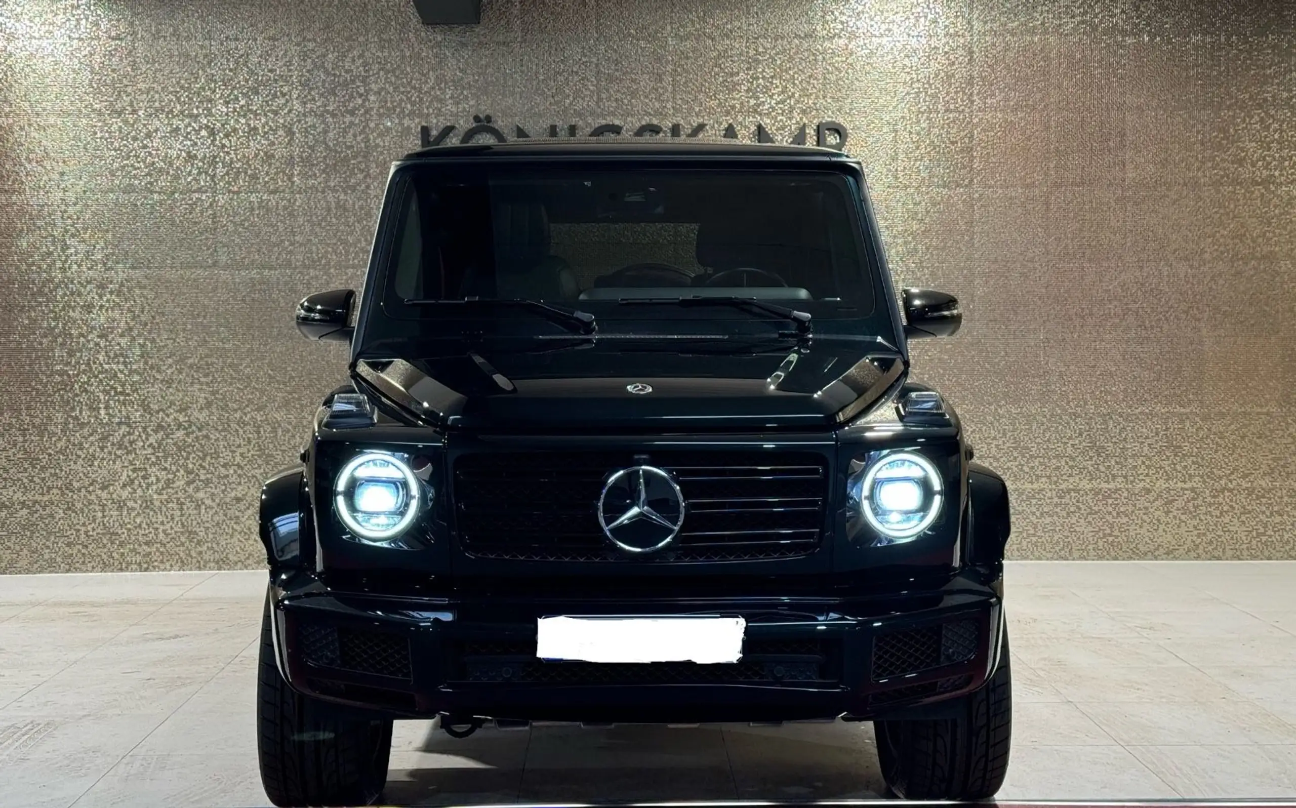 Mercedes-Benz - G 500