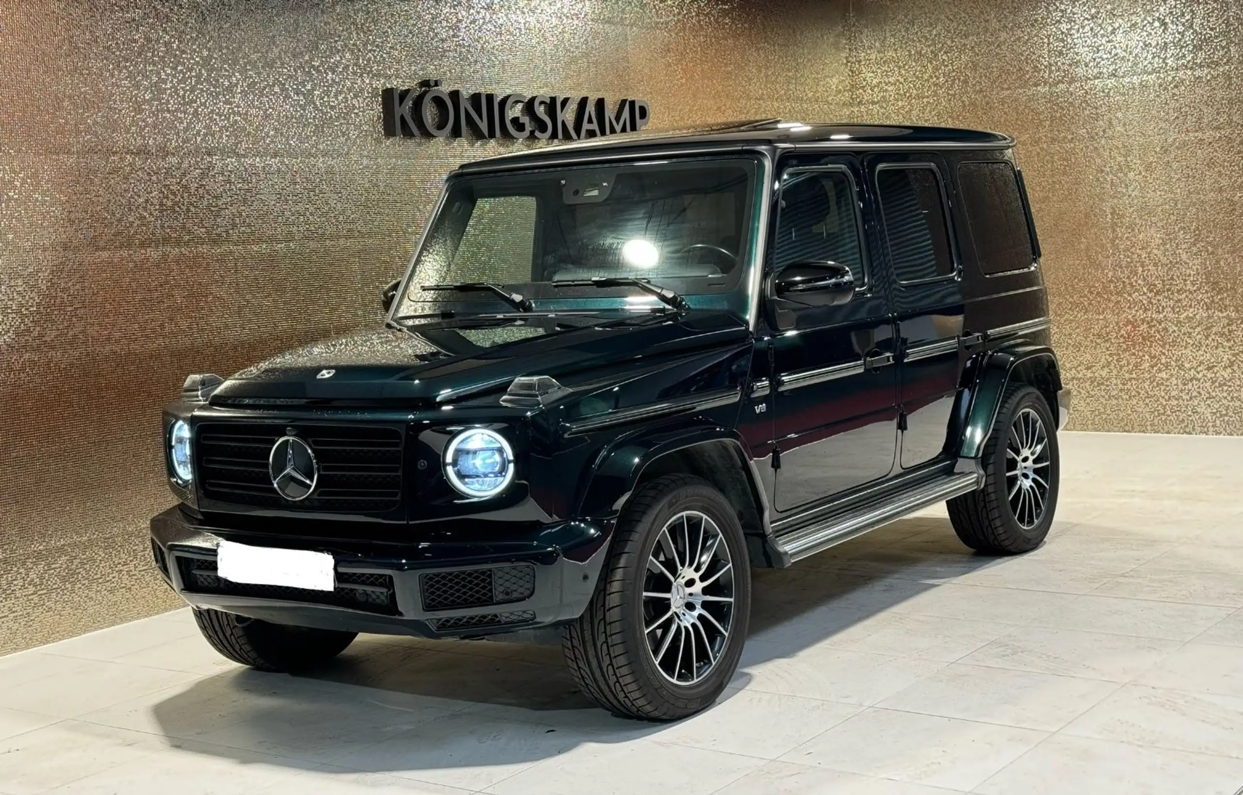 Mercedes-Benz - G 500