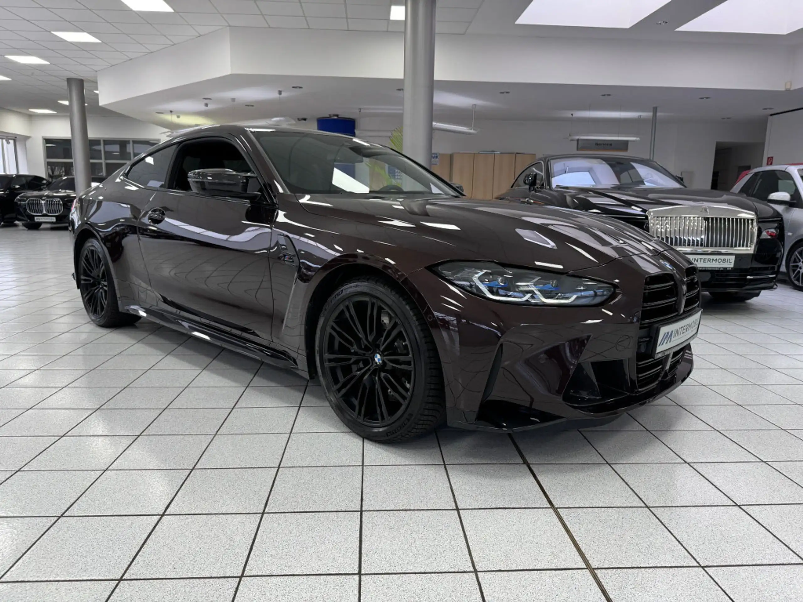 BMW - M4