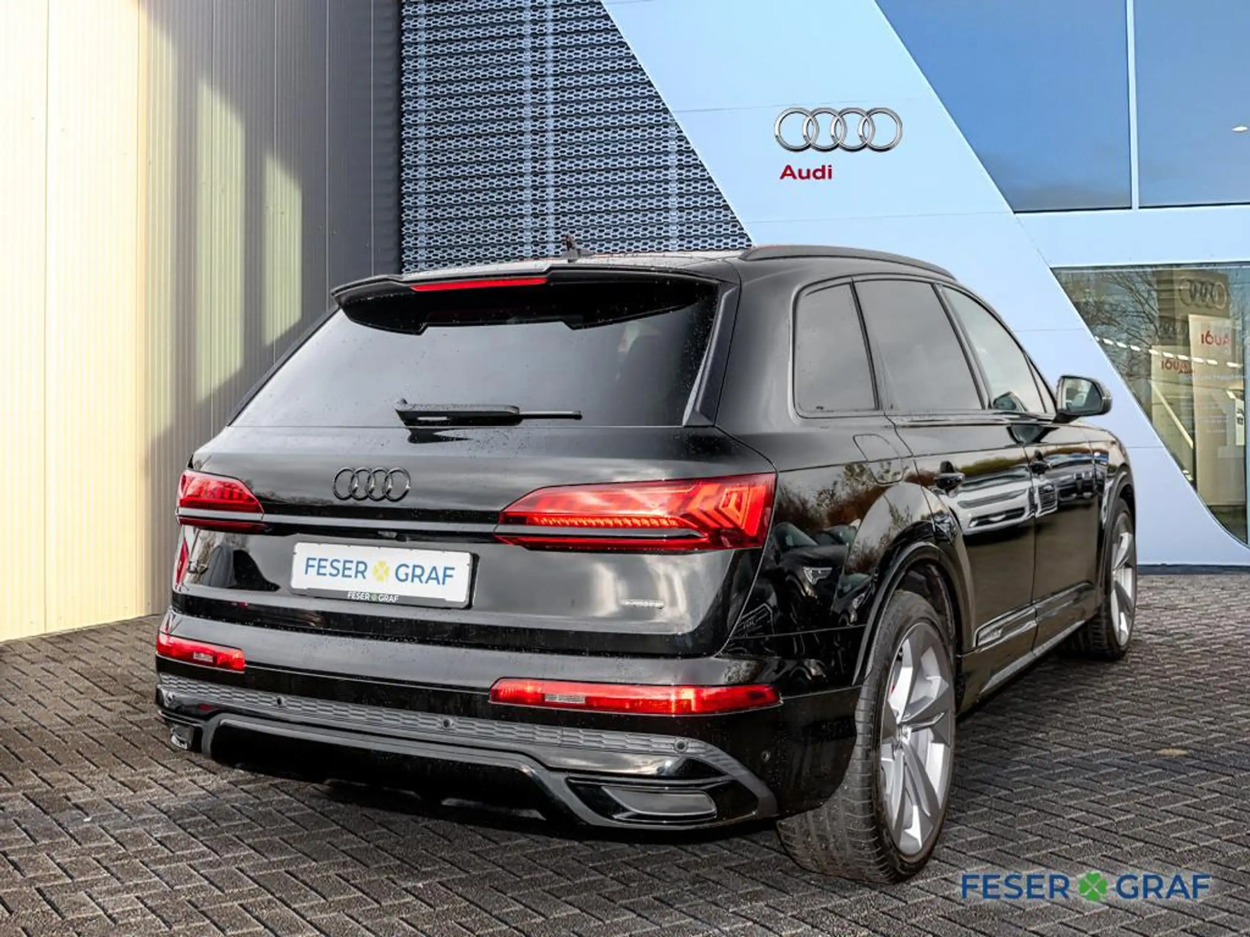 Audi - Q7