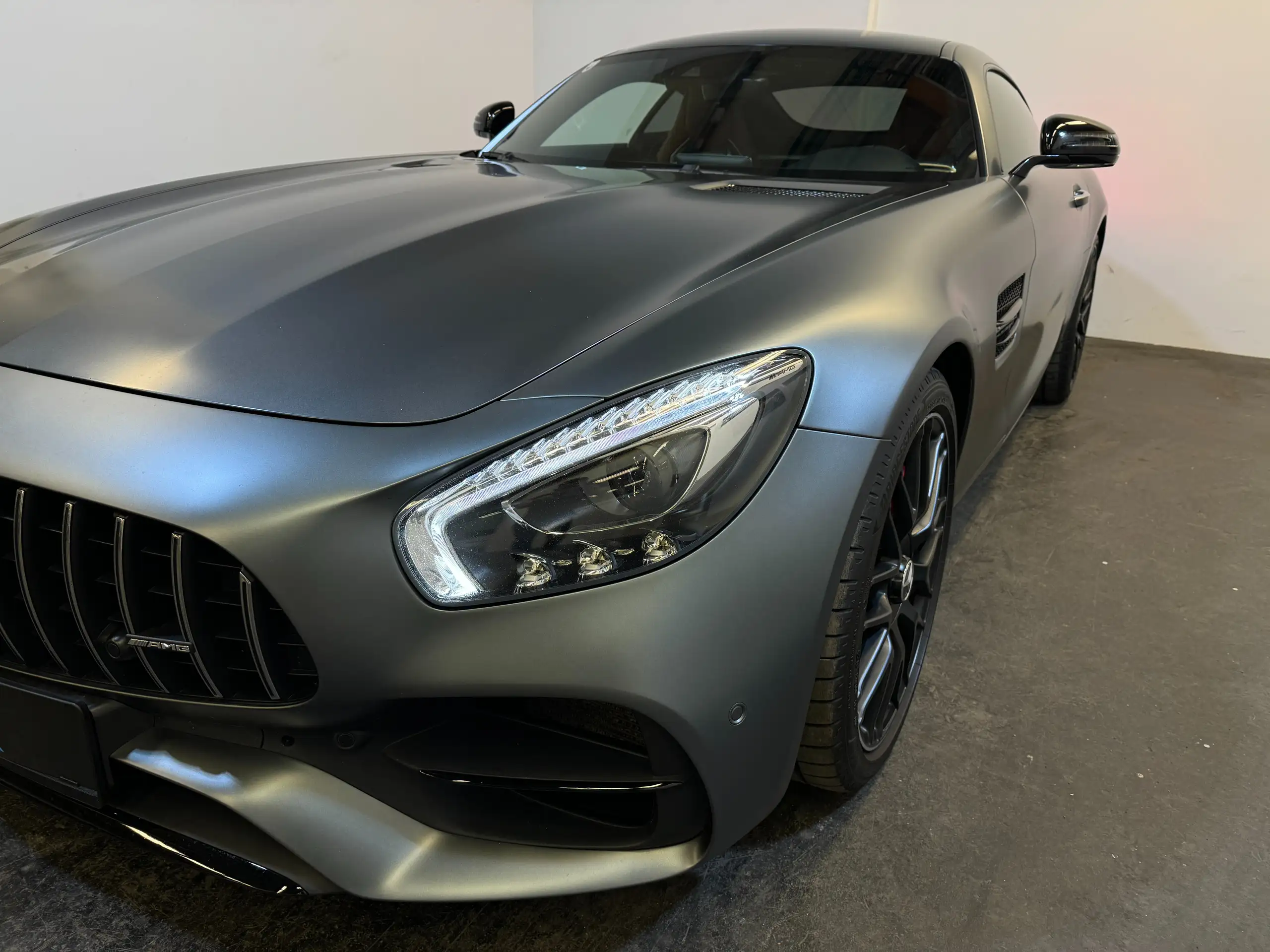 Mercedes-Benz - AMG GT